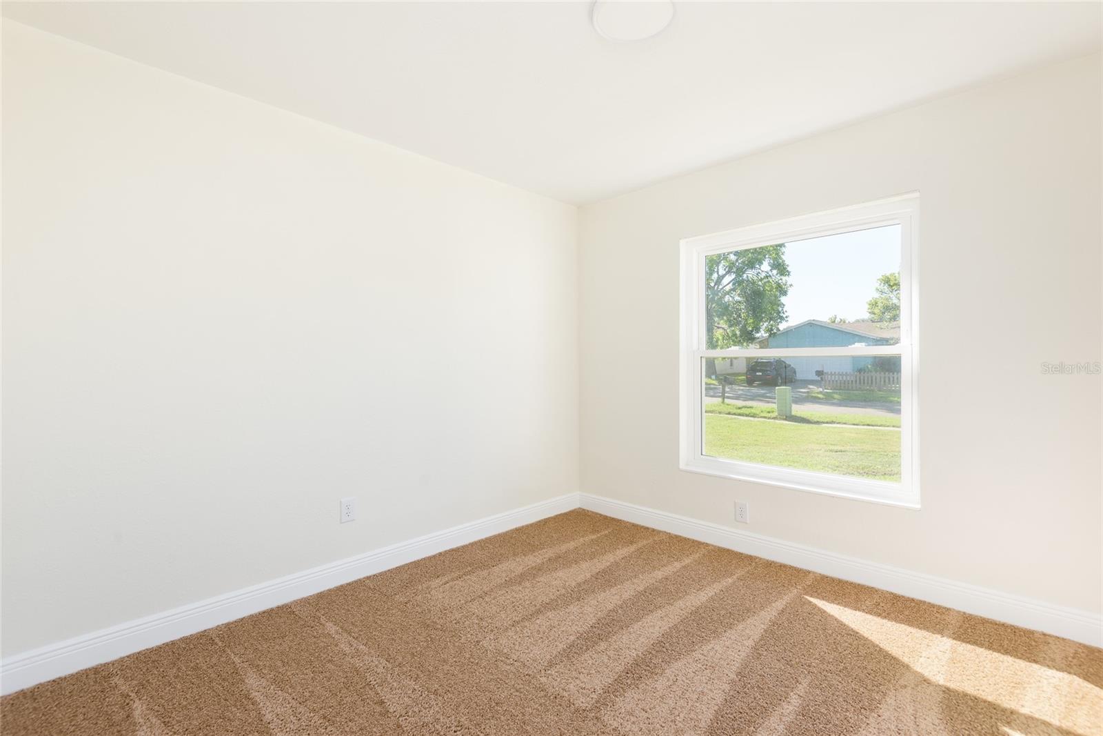 Image 17 of 33 For 1428 Foxboro Drive