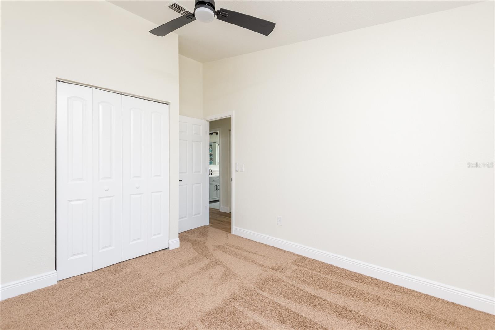 Image 20 of 33 For 1428 Foxboro Drive