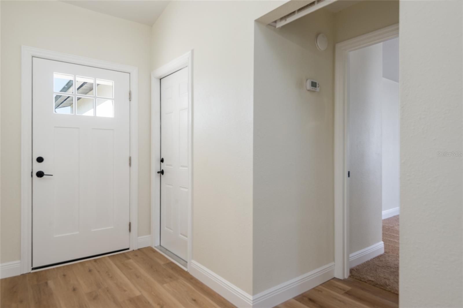Image 3 of 33 For 1428 Foxboro Drive