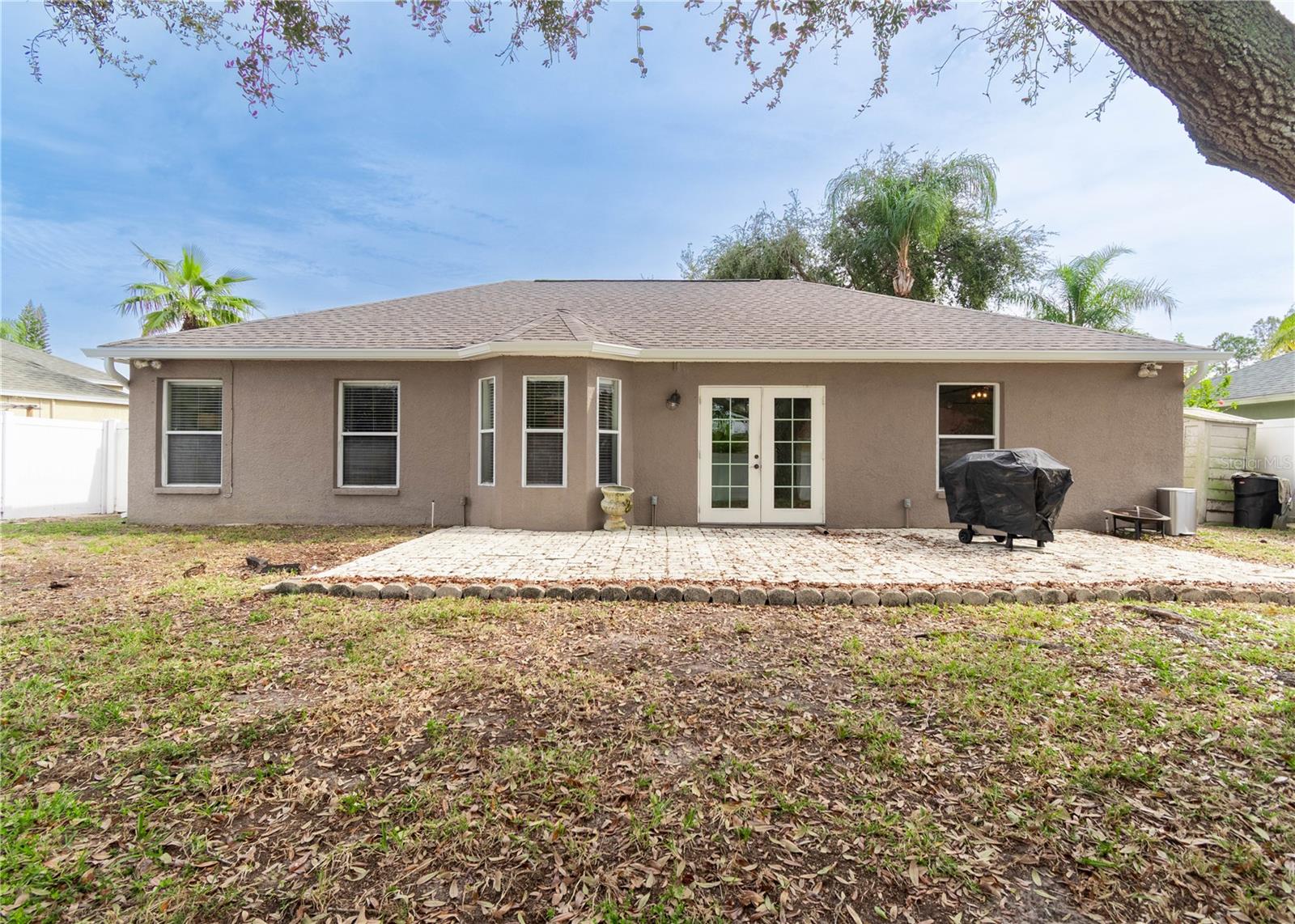 Image 37 of 45 For 14833 Redcliff Drive