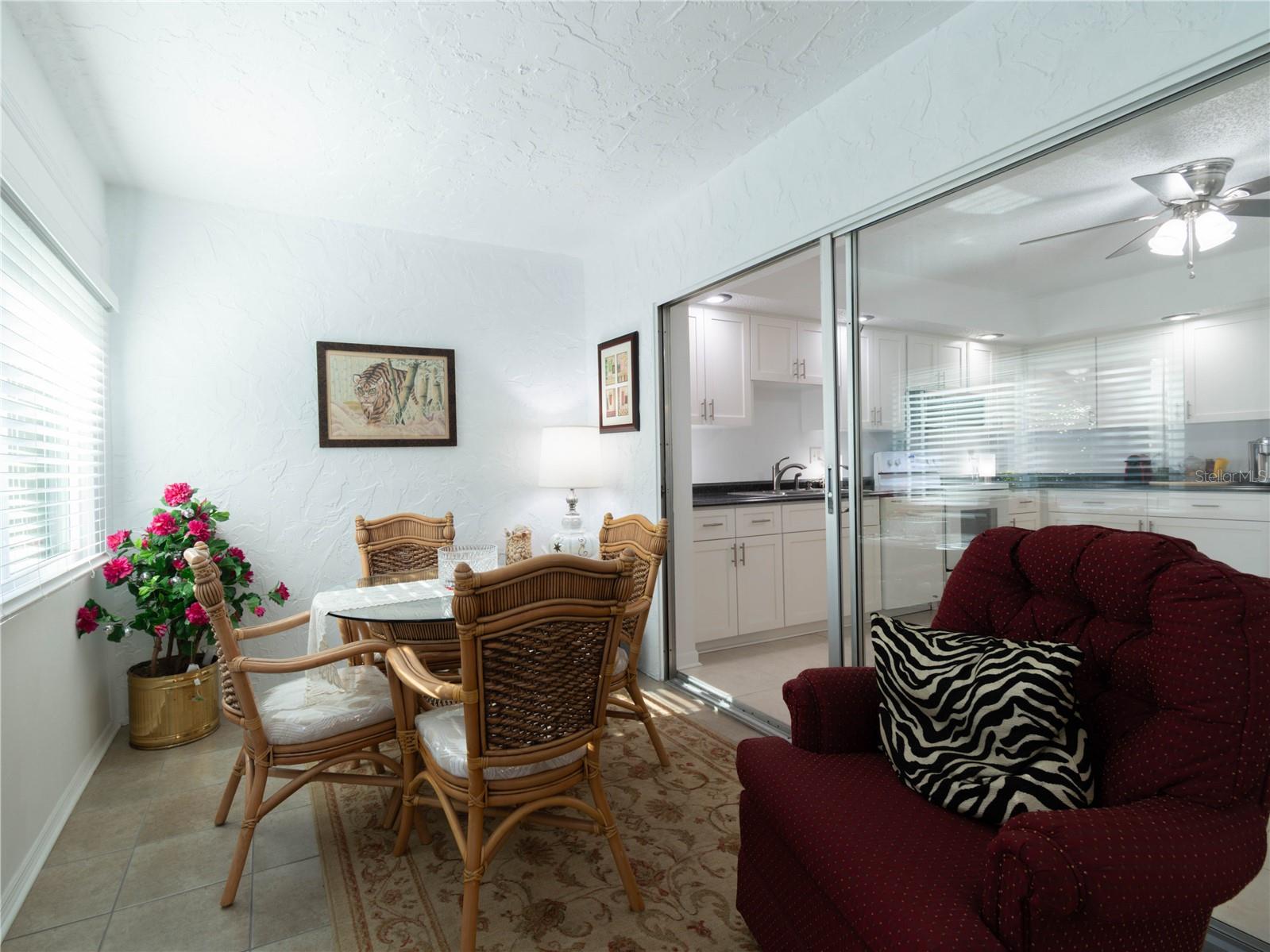 Image 21 of 52 For 2101 Sunset Point Road 1302