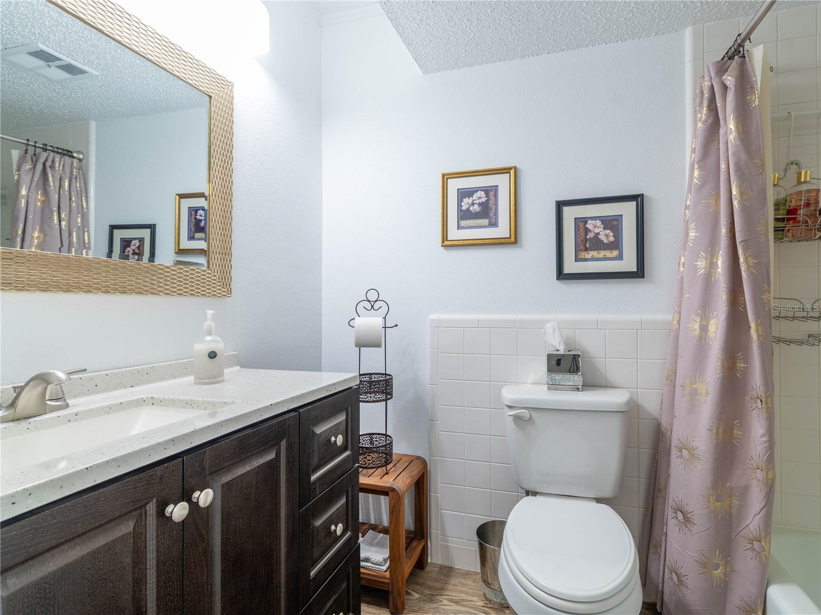 Image 25 of 52 For 2101 Sunset Point Road 1302