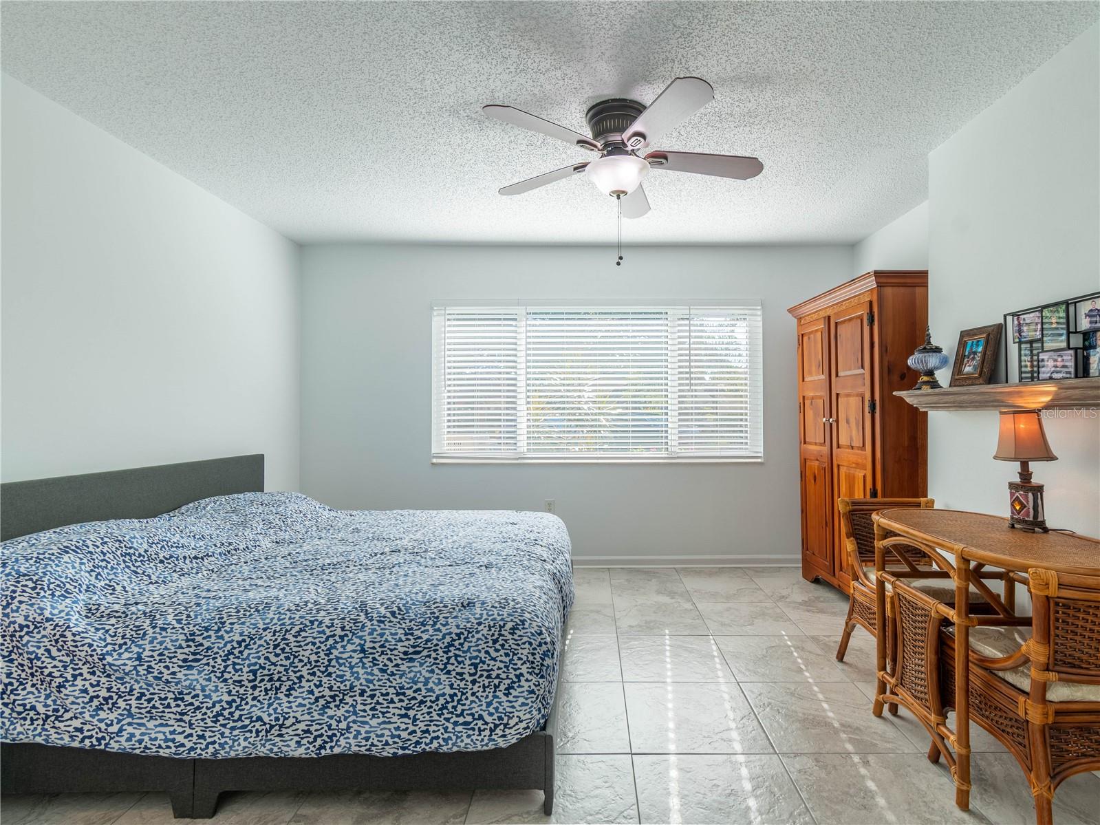 Image 29 of 52 For 2101 Sunset Point Road 1302