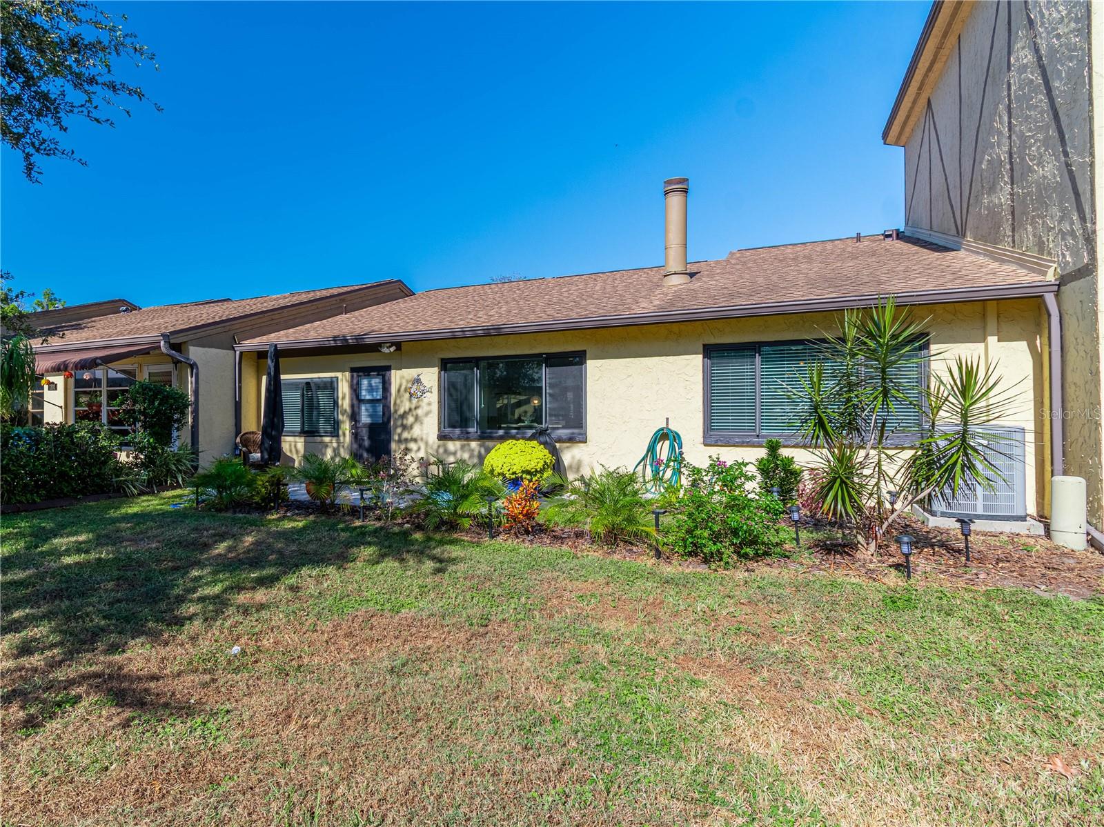 Image 37 of 52 For 2101 Sunset Point Road 1302