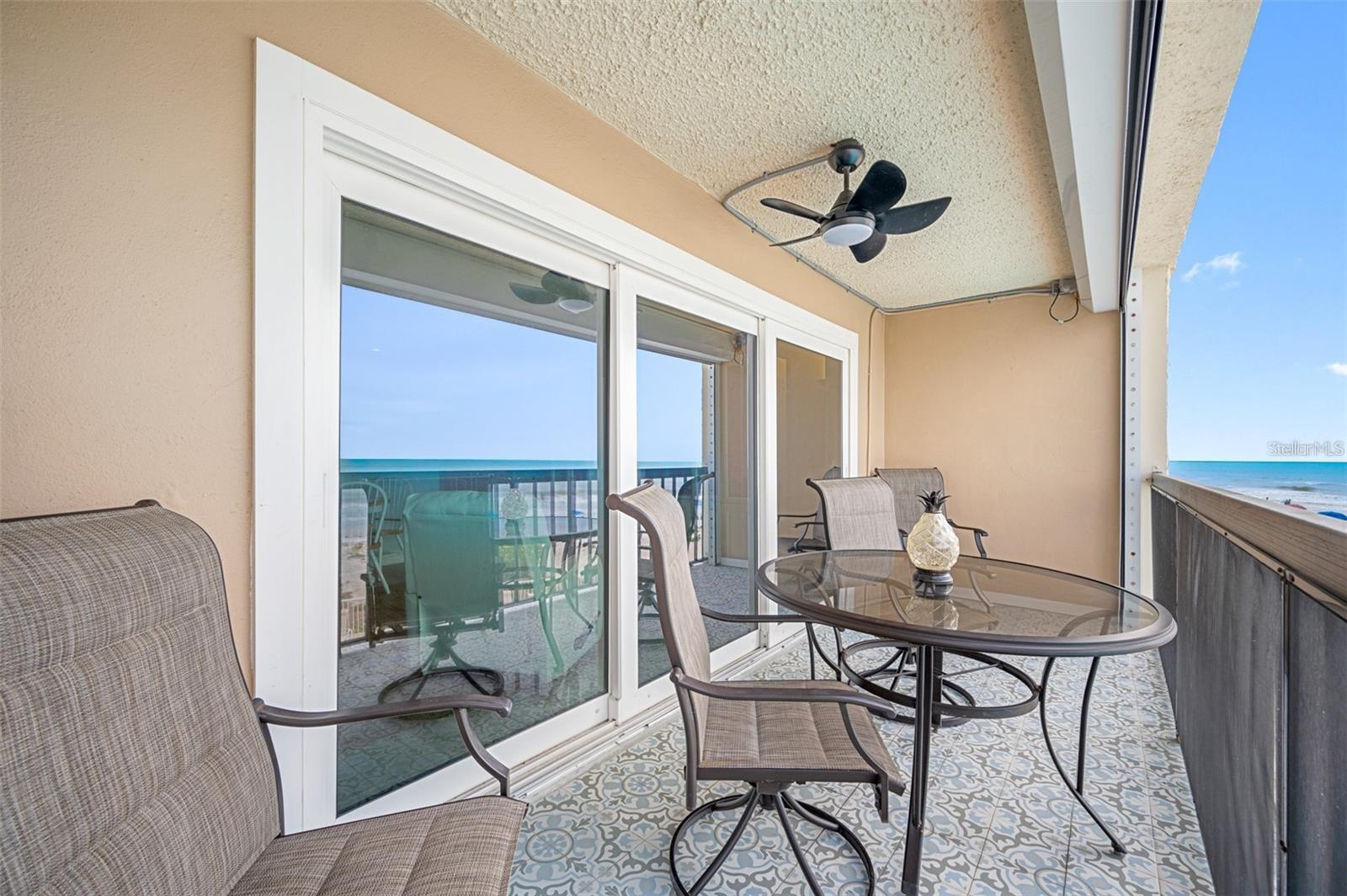 Image 11 of 23 For 19450 Gulf Boulevard 203