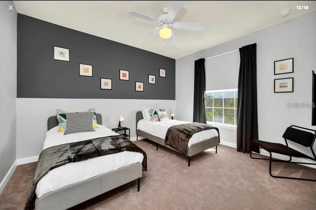 Image 12 of 18 For 3175 Feltrim Place 405