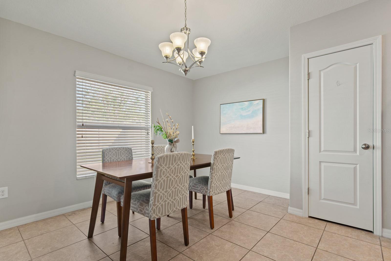 Image 13 of 39 For 18118 Arbor Crest Drive