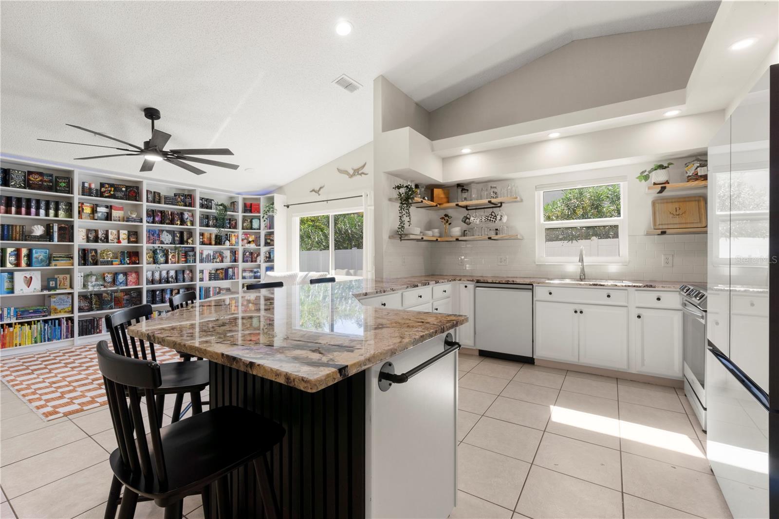 Image 10 of 47 For 14136 Faldo Court