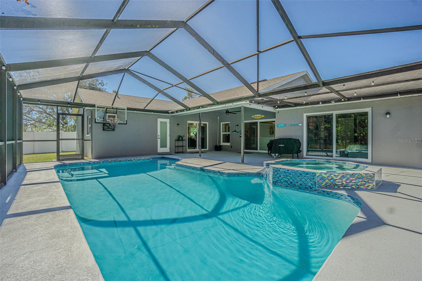 Image 32 of 47 For 14136 Faldo Court
