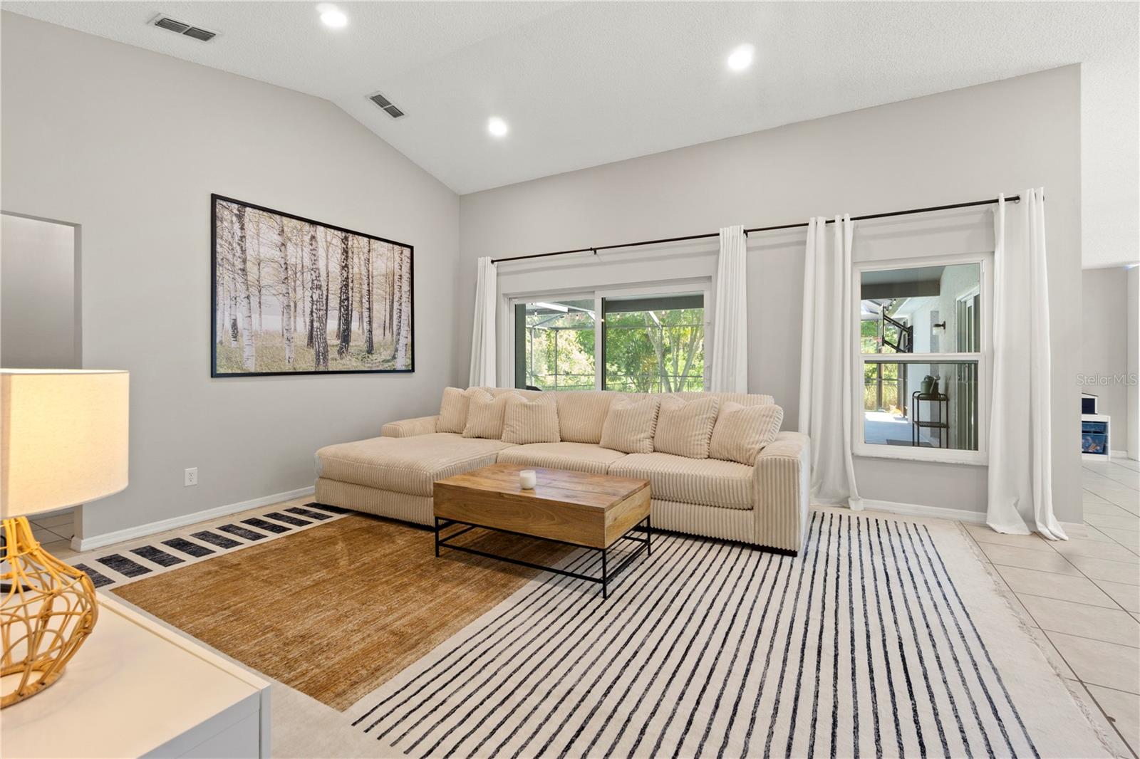 Image 7 of 47 For 14136 Faldo Court