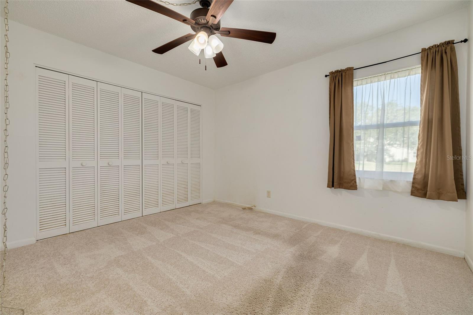 Image 17 of 31 For 2562 Forest Run Court 130b