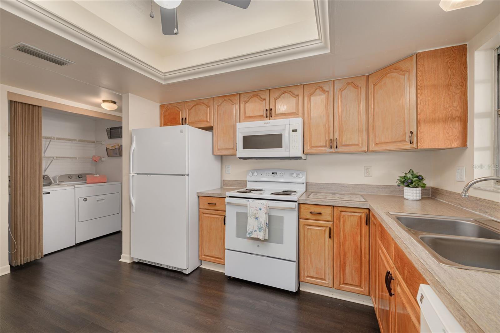 Image 9 of 31 For 2562 Forest Run Court 130b