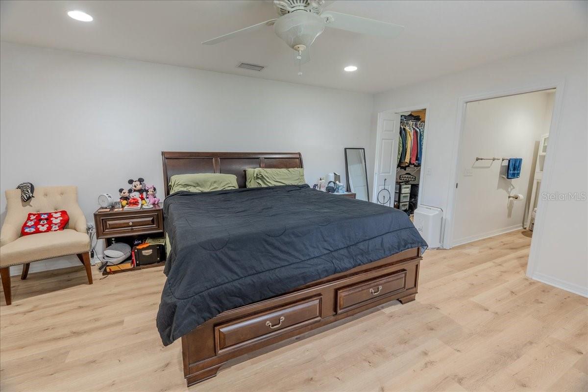 Image 20 of 43 For 12028 San Angela Drive