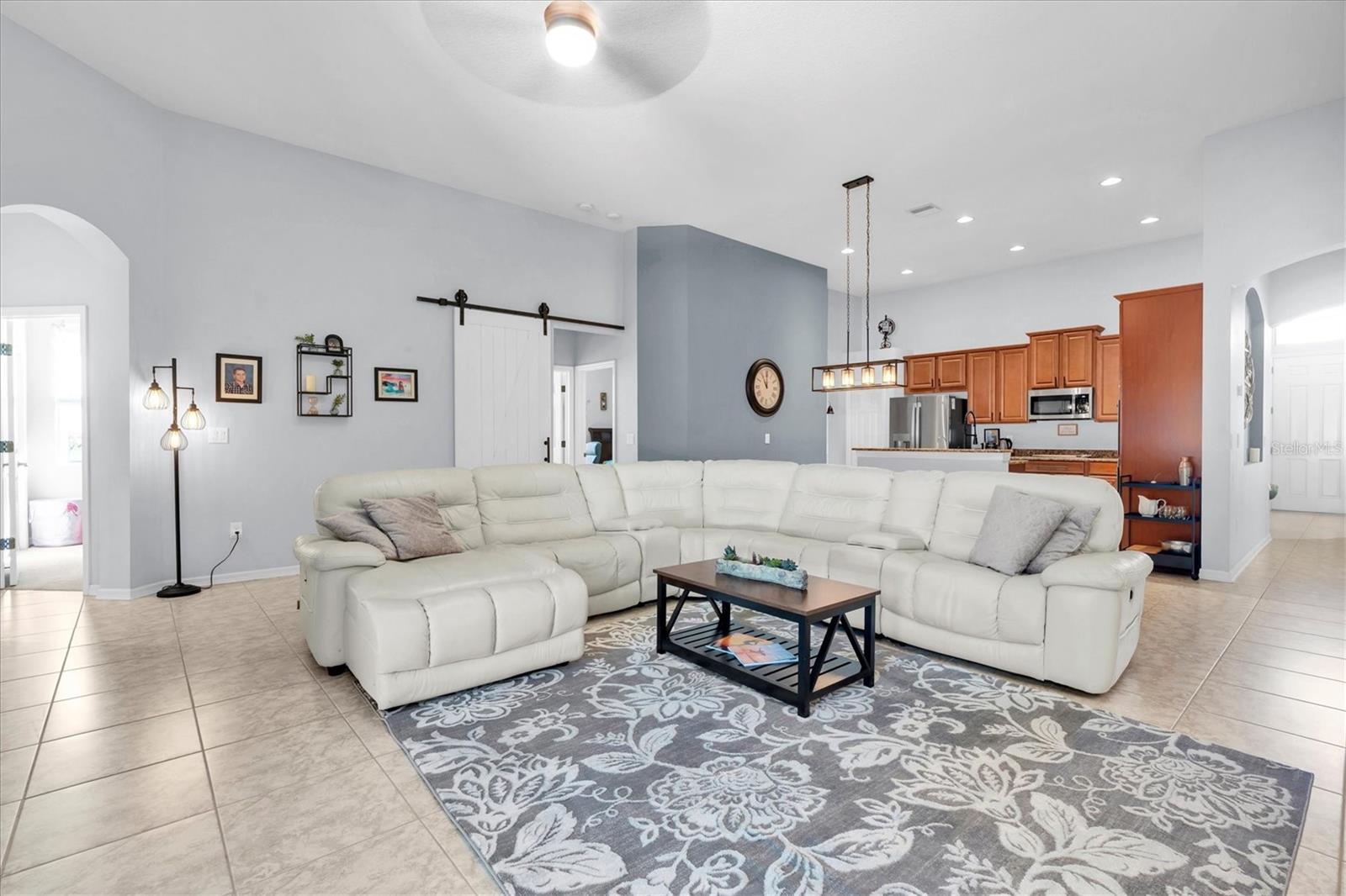 Image 2 of 42 For 10216 Holland Road