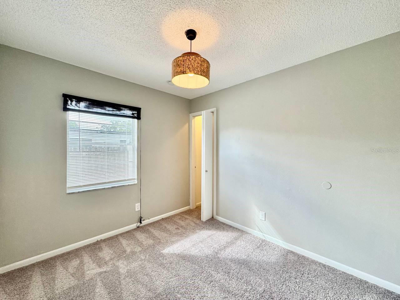 Image 19 of 30 For 4019 Nassau Street