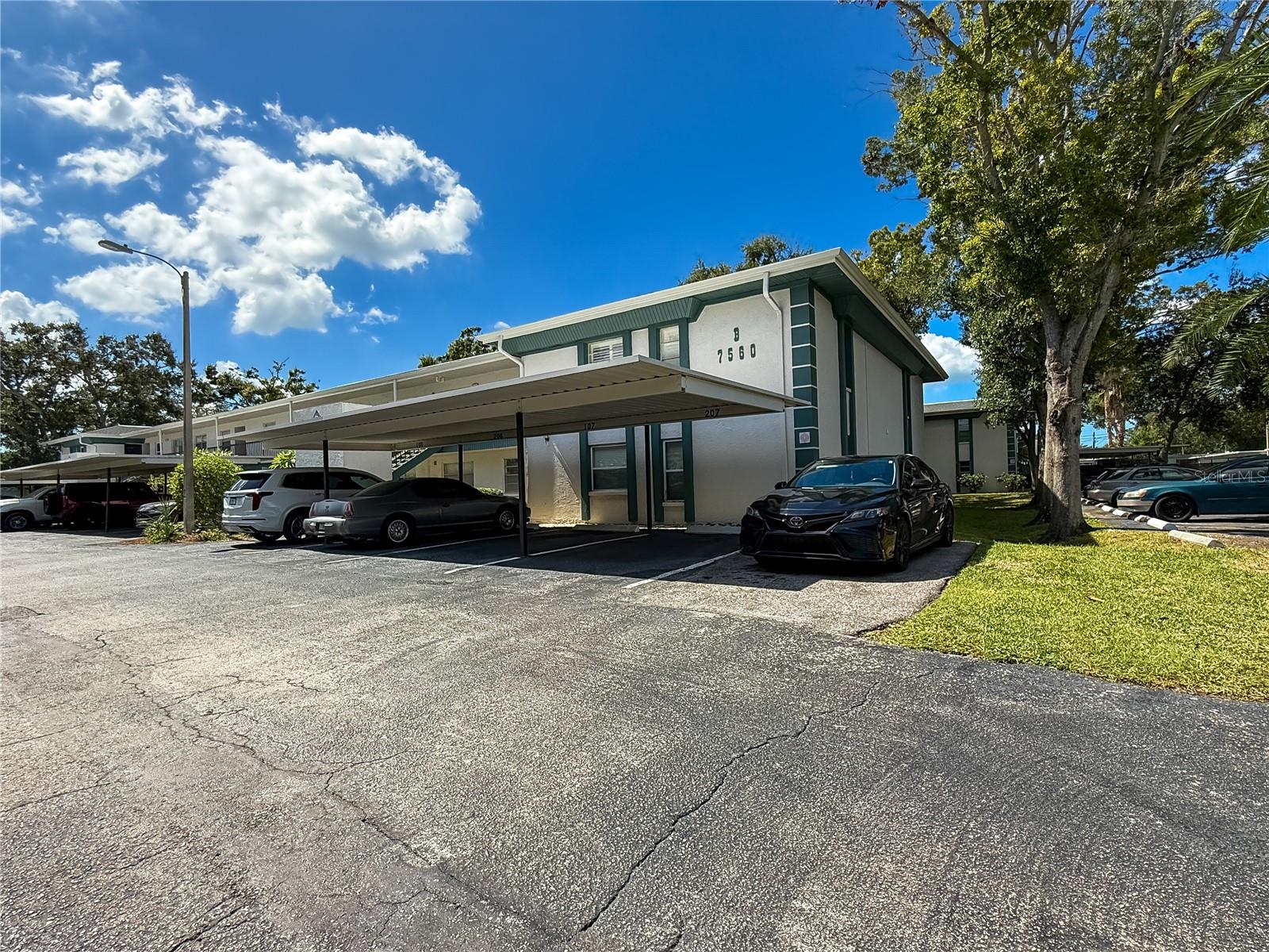 Image 29 of 33 For 7560 92nd Street 106b