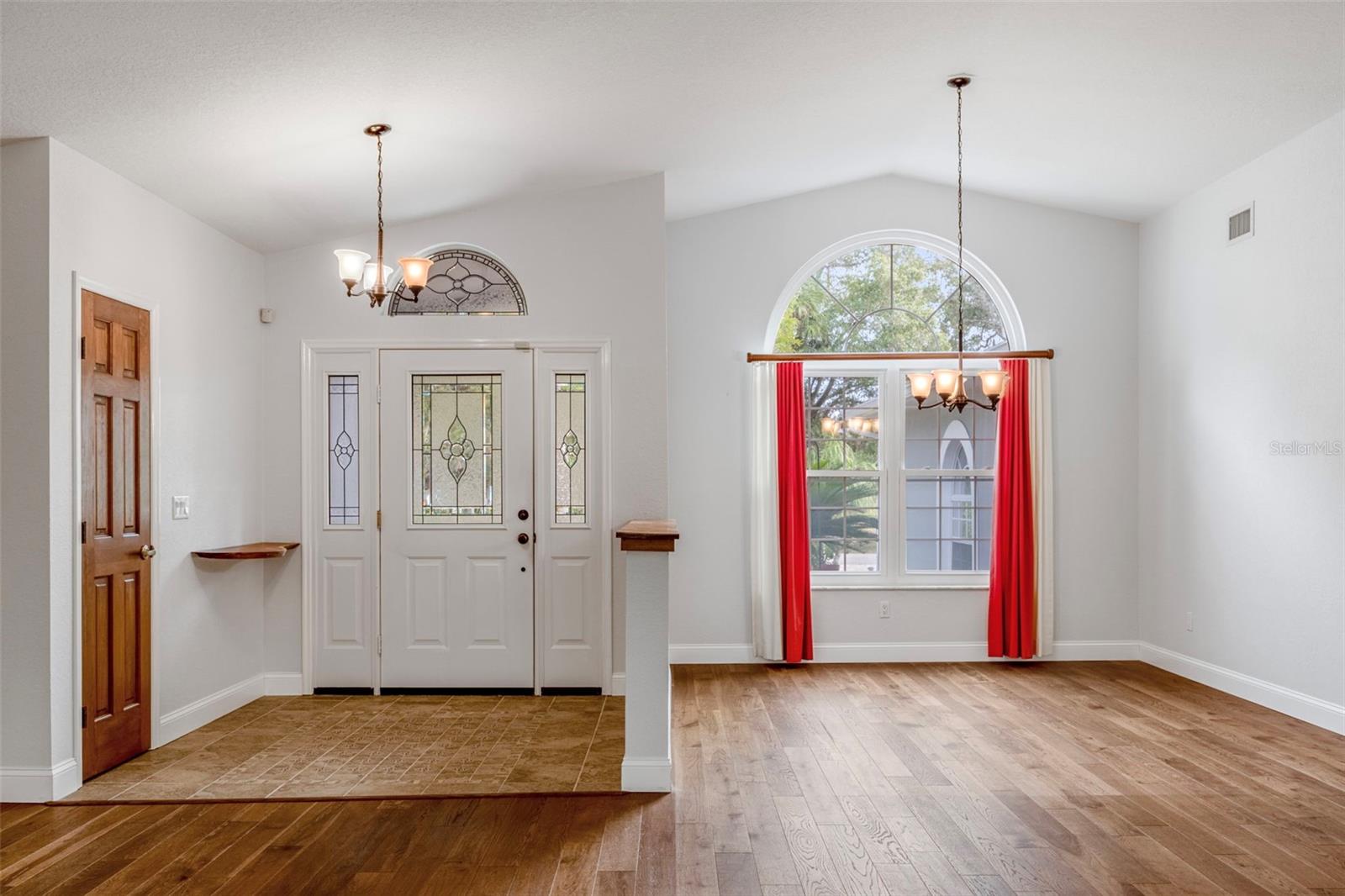 Image 18 of 79 For 4922 Stetson Point