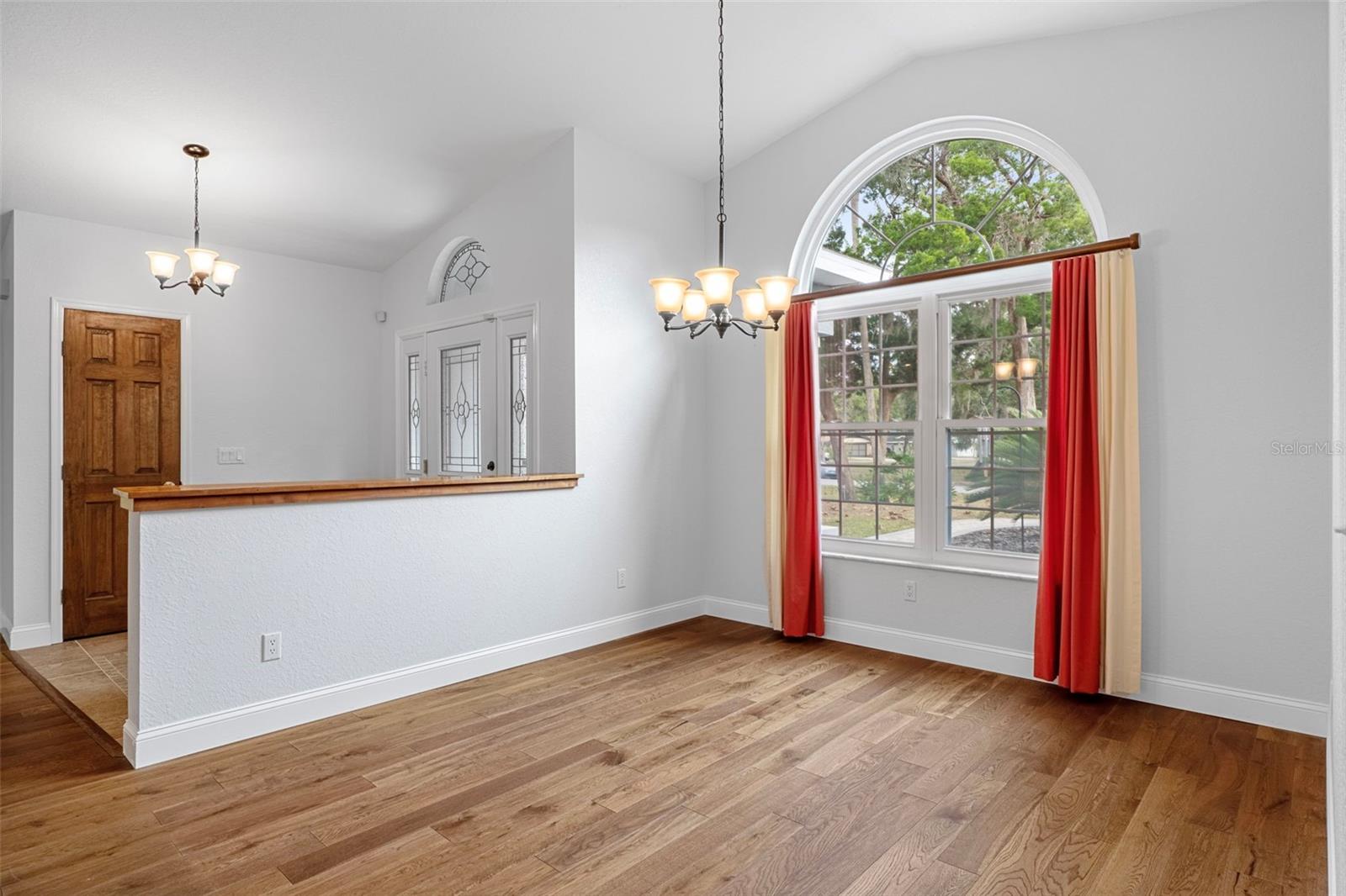 Image 20 of 79 For 4922 Stetson Point