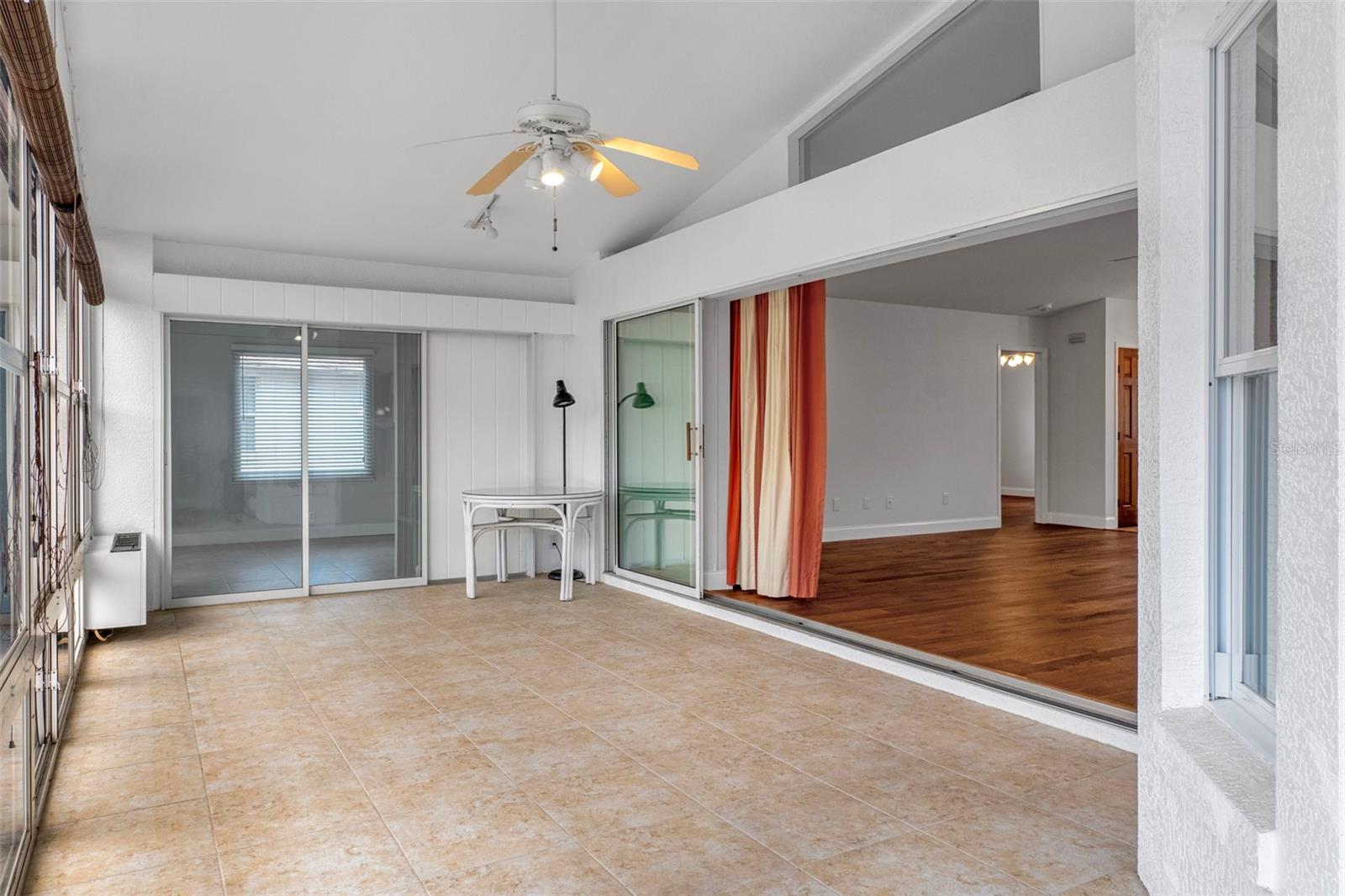 Image 28 of 79 For 4922 Stetson Point