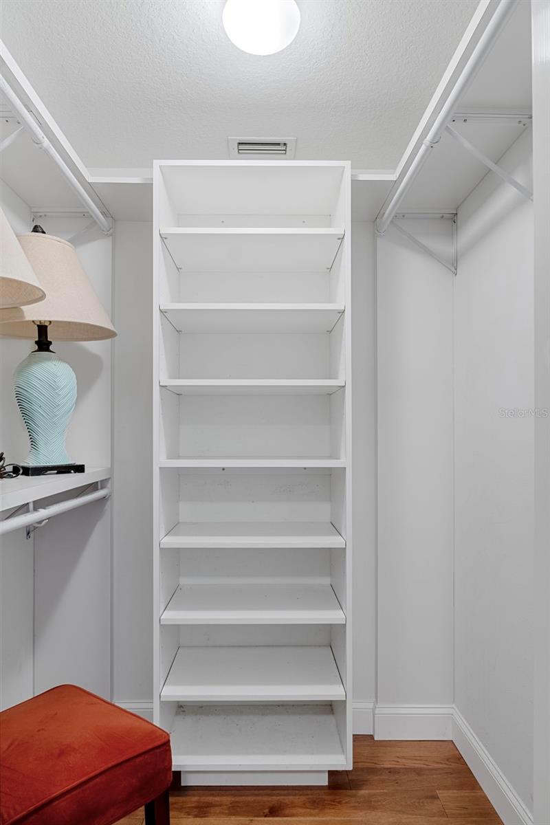 Image 37 of 79 For 4922 Stetson Point