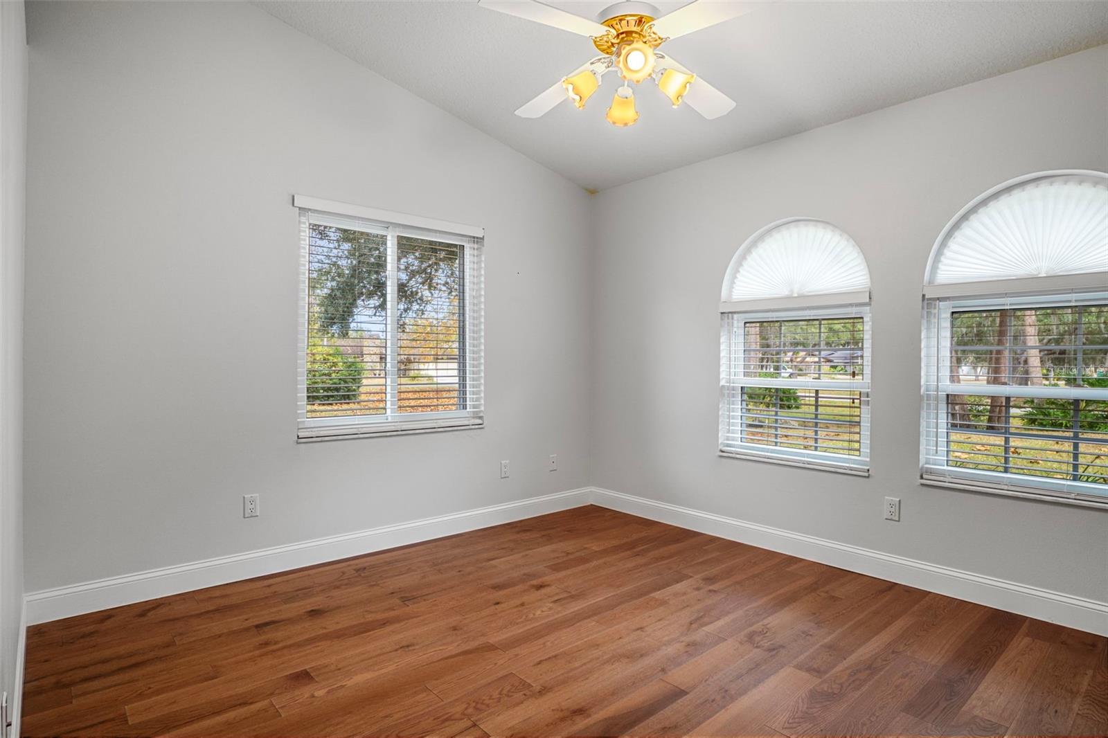 Image 42 of 79 For 4922 Stetson Point