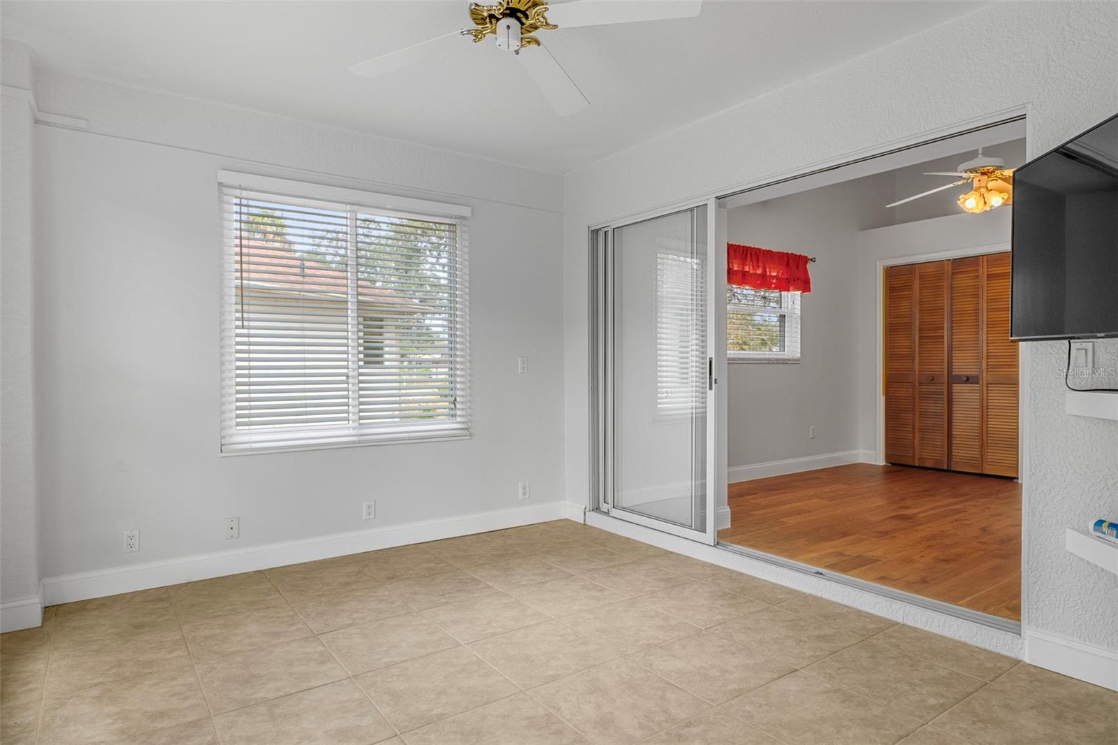 Image 50 of 79 For 4922 Stetson Point