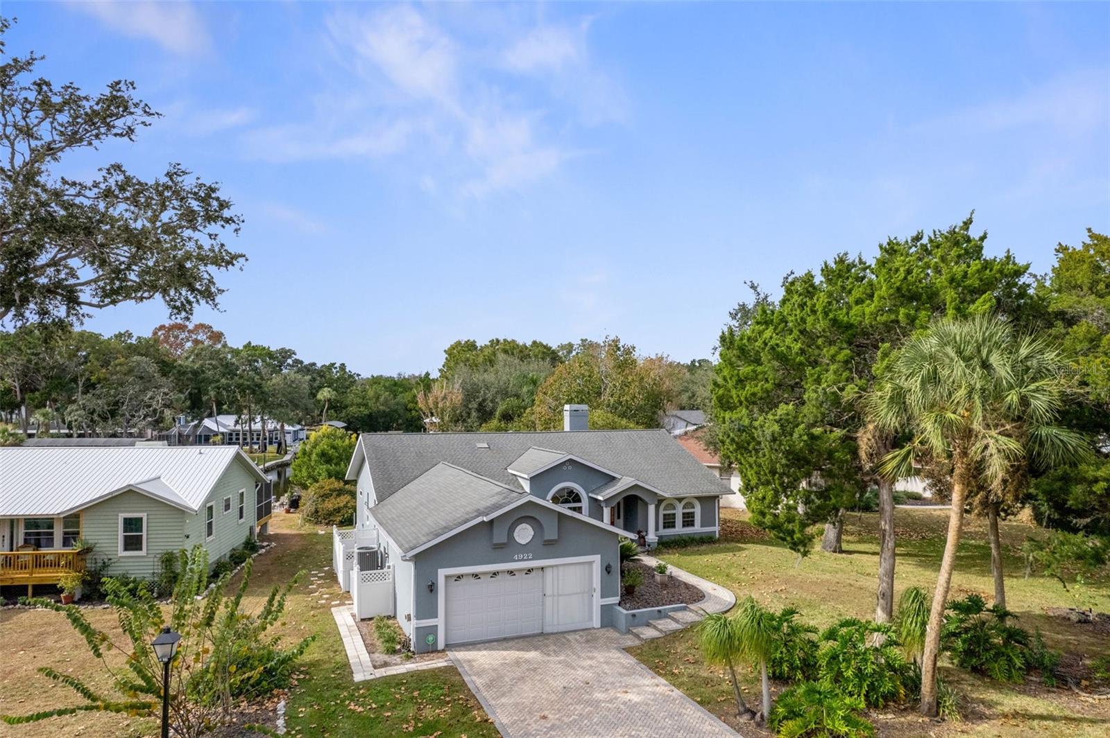 Image 58 of 79 For 4922 Stetson Point