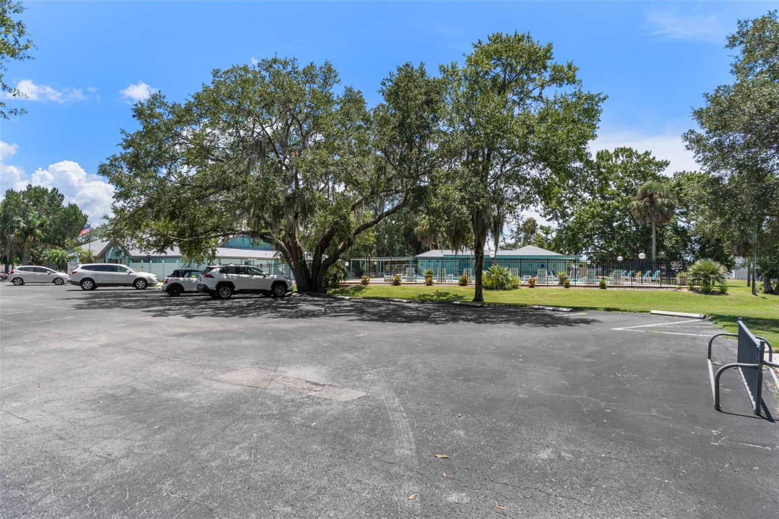 Image 68 of 79 For 4922 Stetson Point