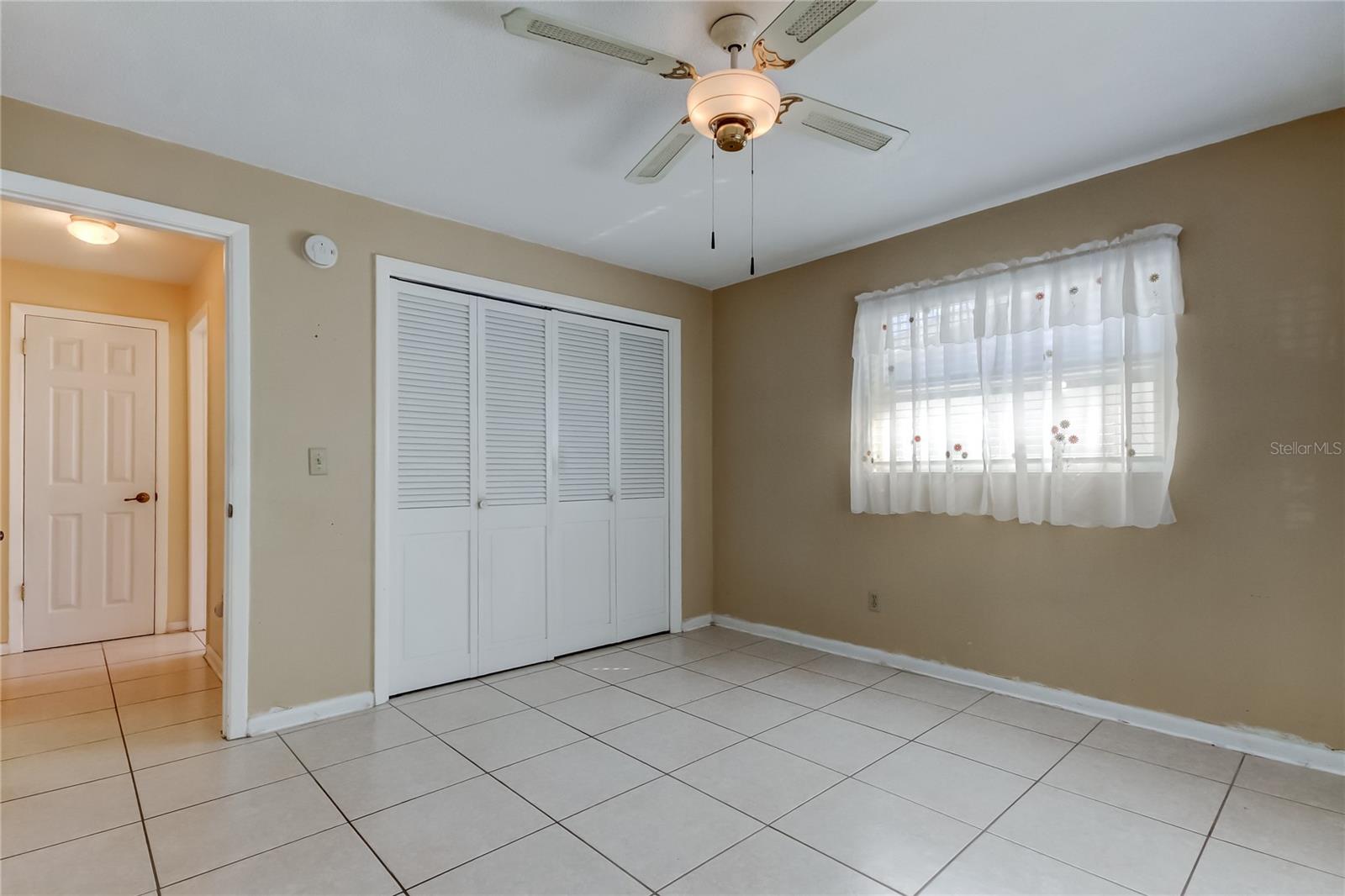 Image 22 of 40 For 14233 102nd Avenue