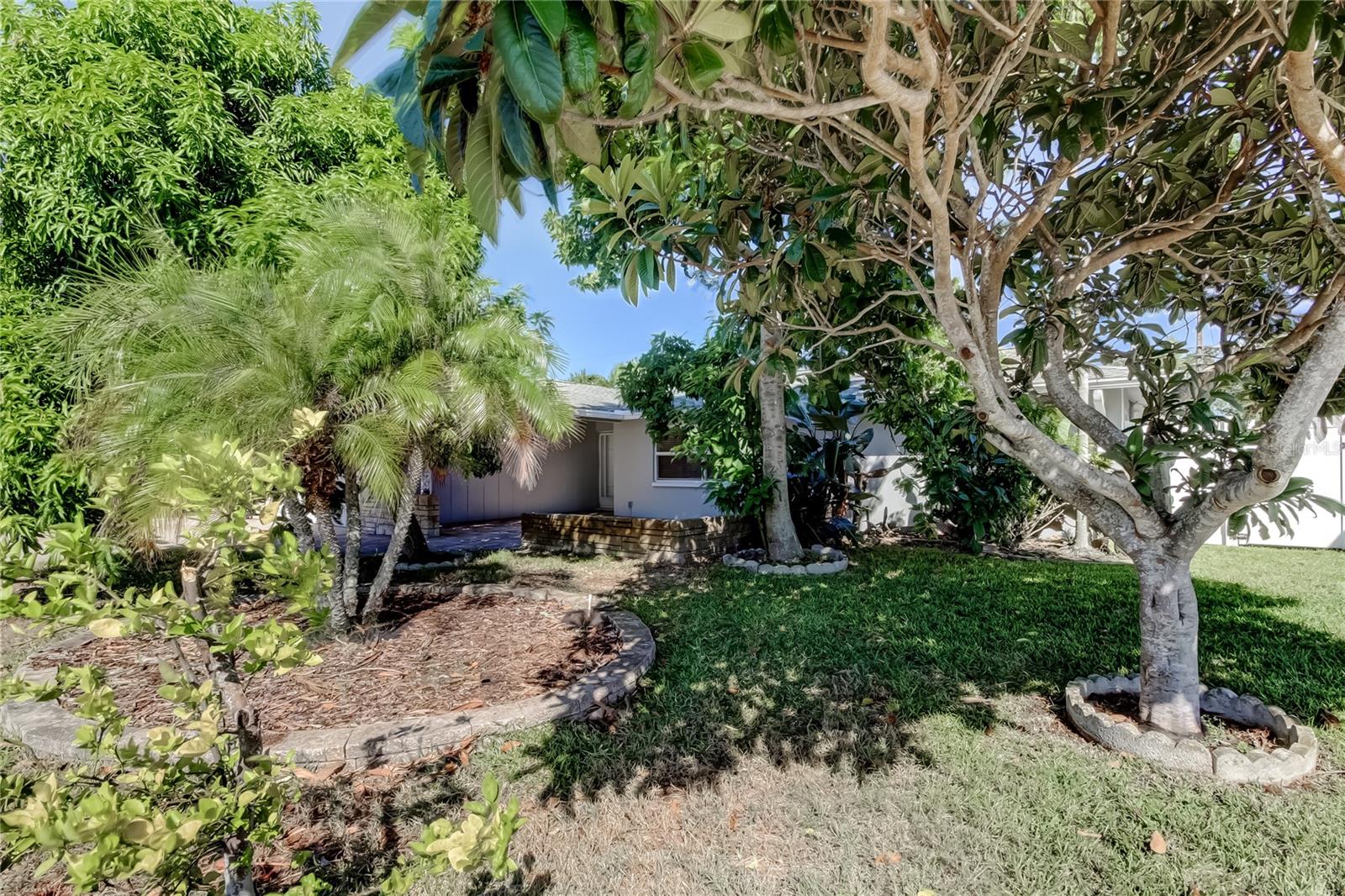 Image 32 of 40 For 14233 102nd Avenue