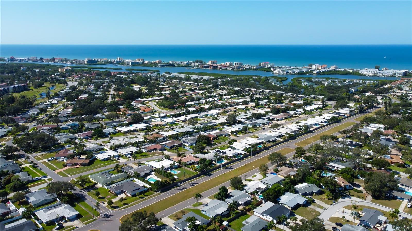 Image 37 of 40 For 14233 102nd Avenue