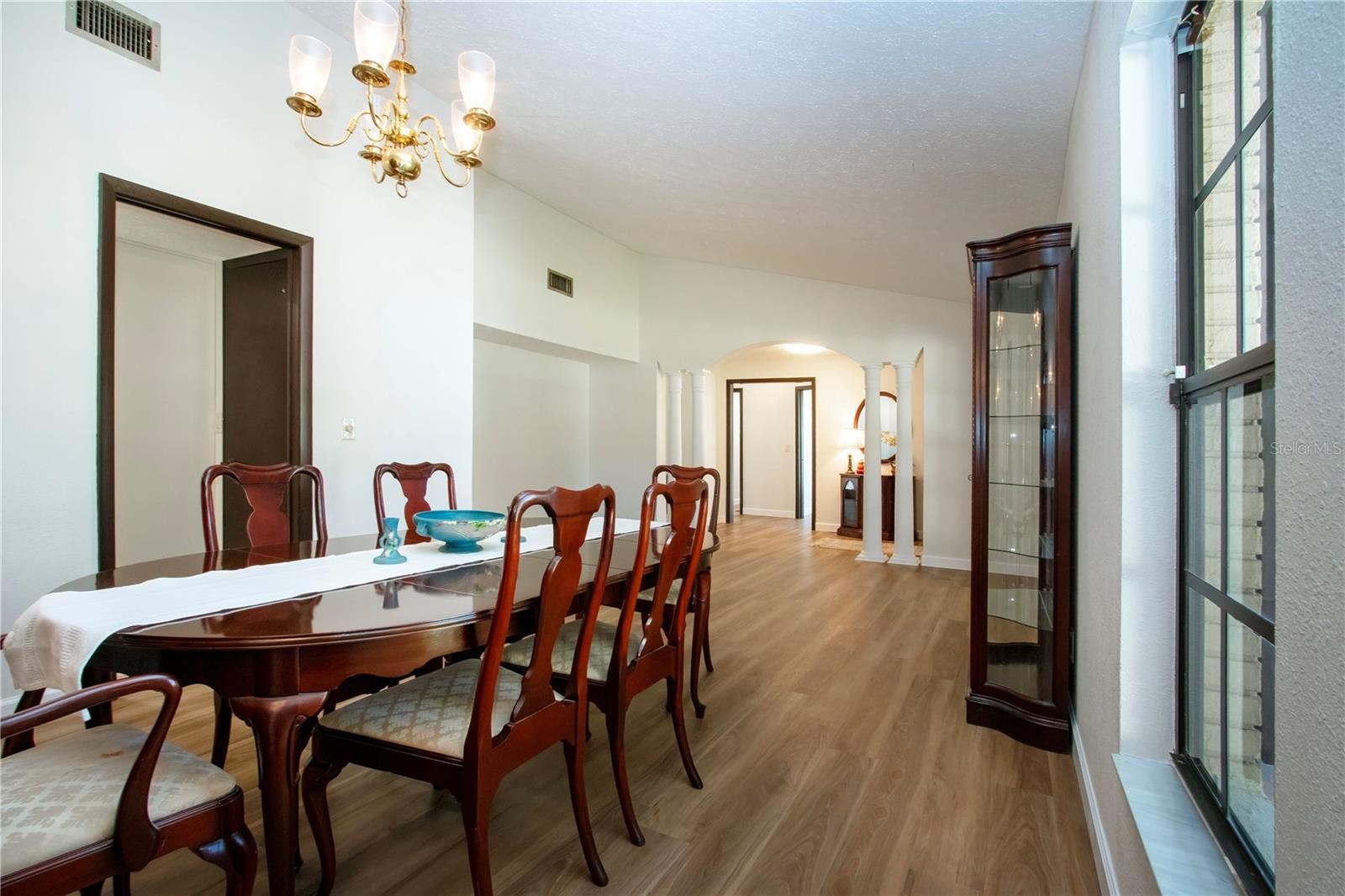 Image 11 of 74 For 602 10th Street Sw