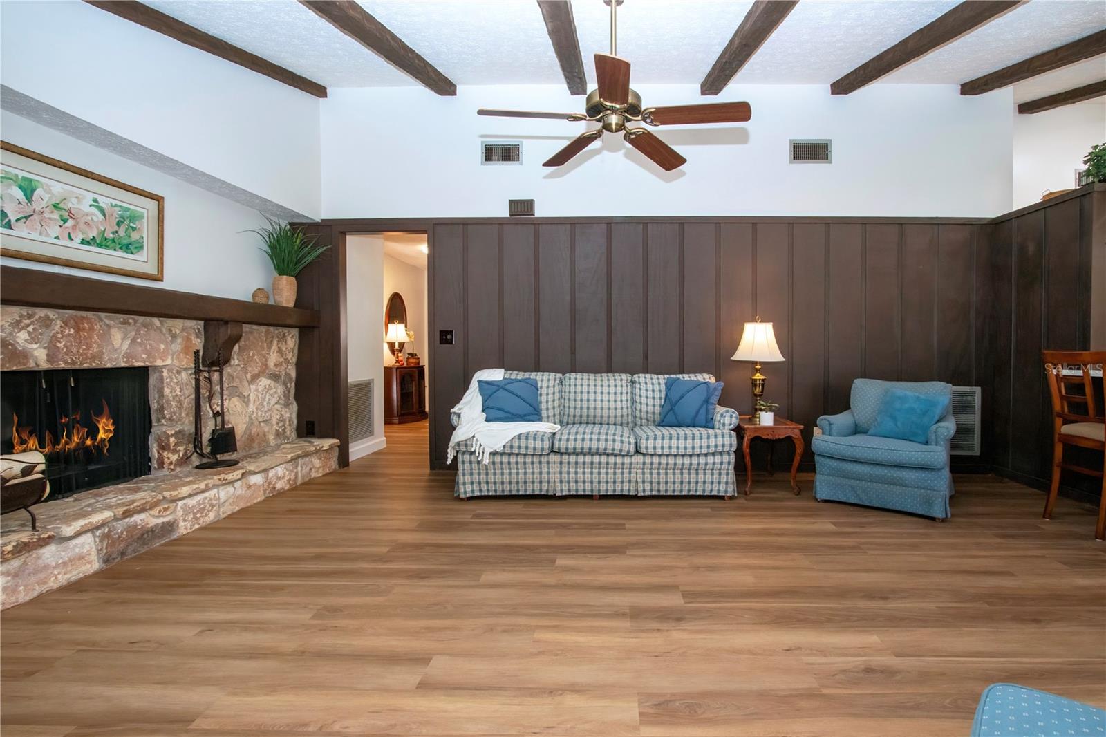 Image 16 of 74 For 602 10th Street Sw