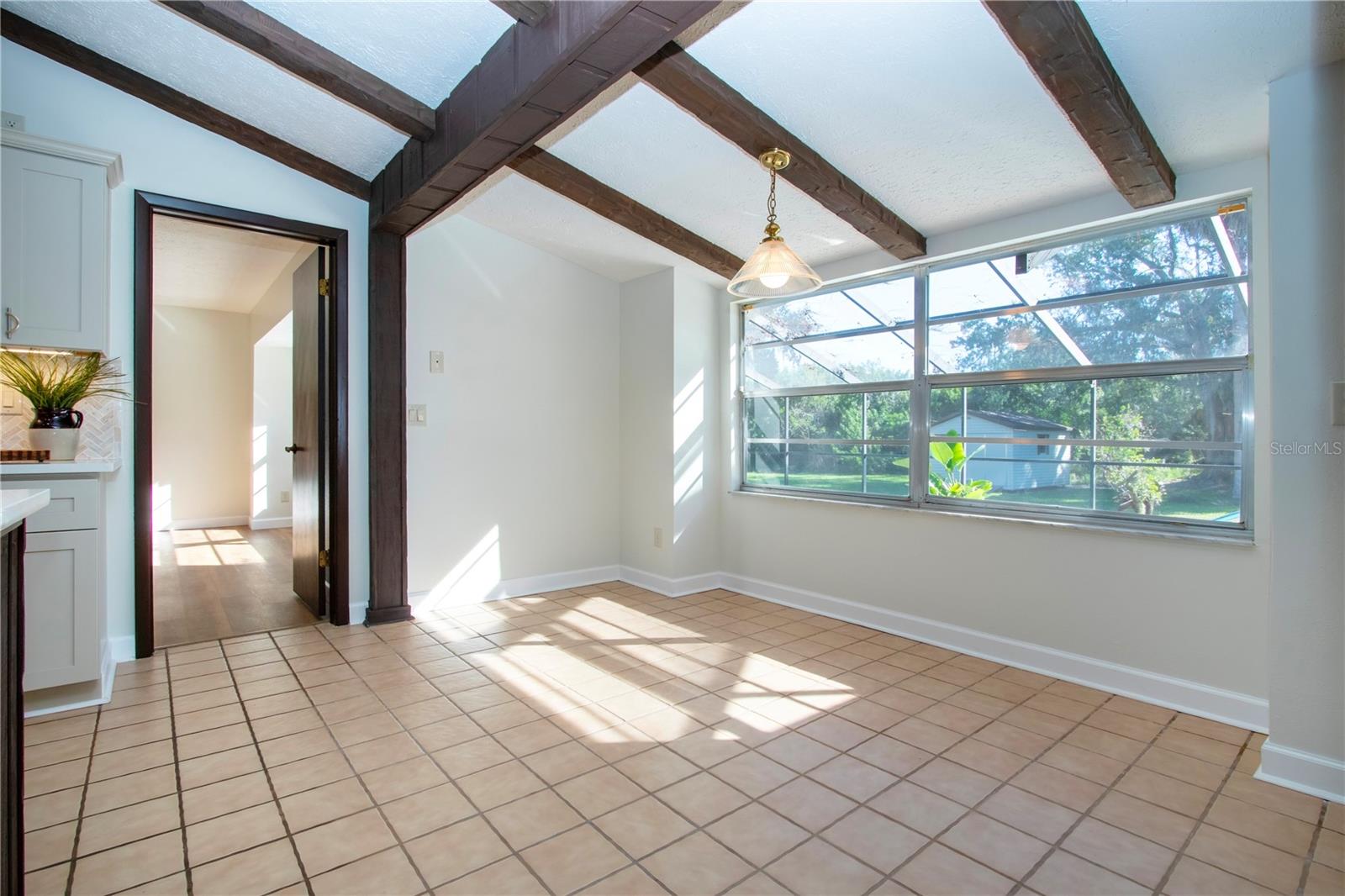 Image 26 of 74 For 602 10th Street Sw