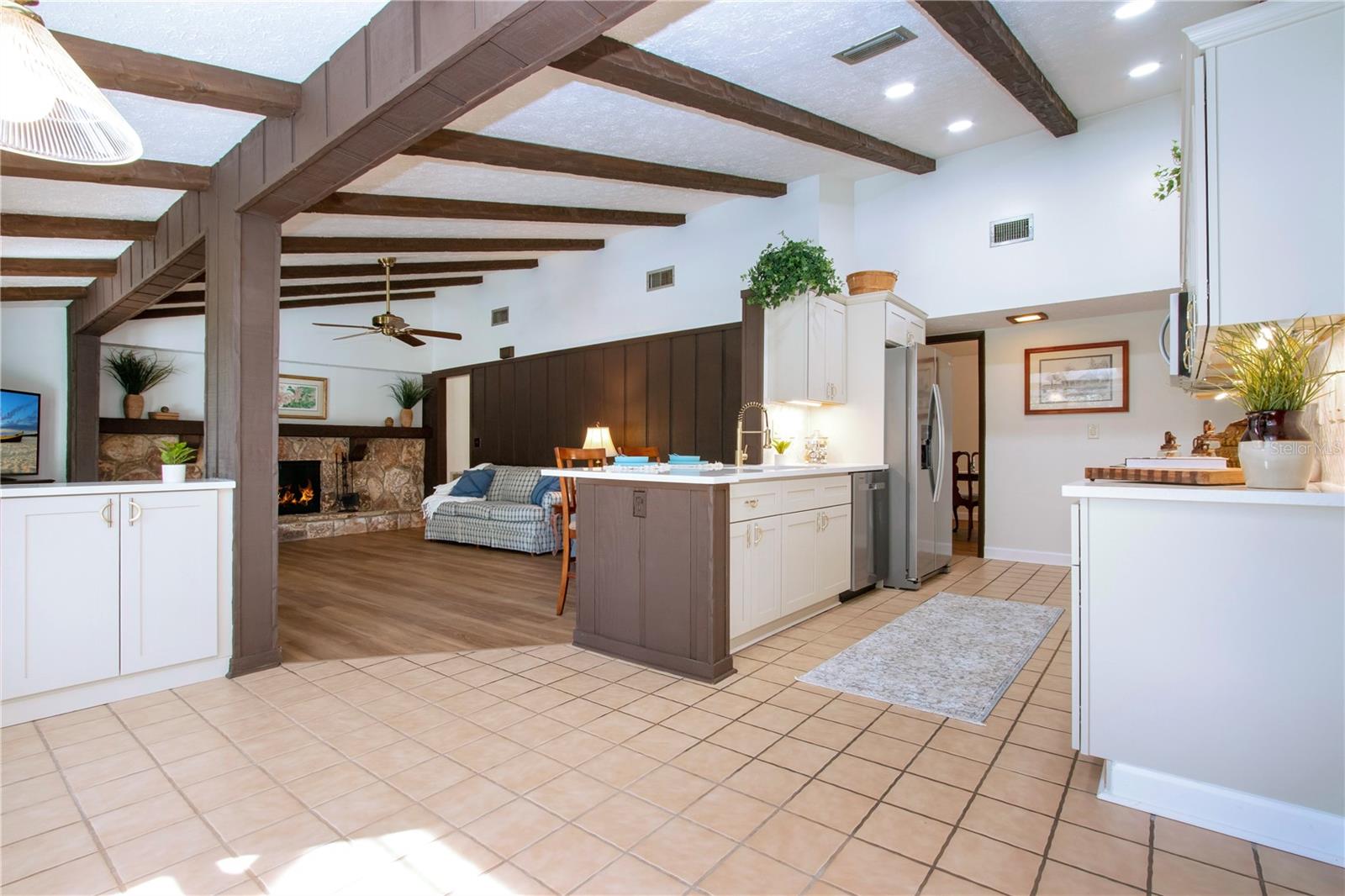 Image 28 of 74 For 602 10th Street Sw