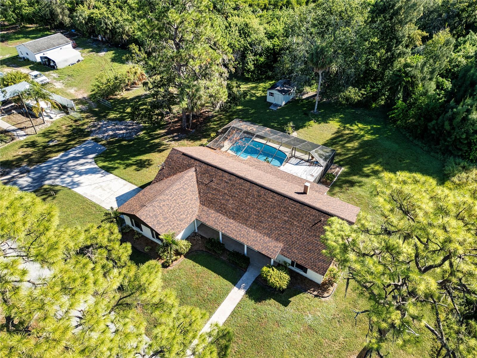 Image 3 of 74 For 602 10th Street Sw