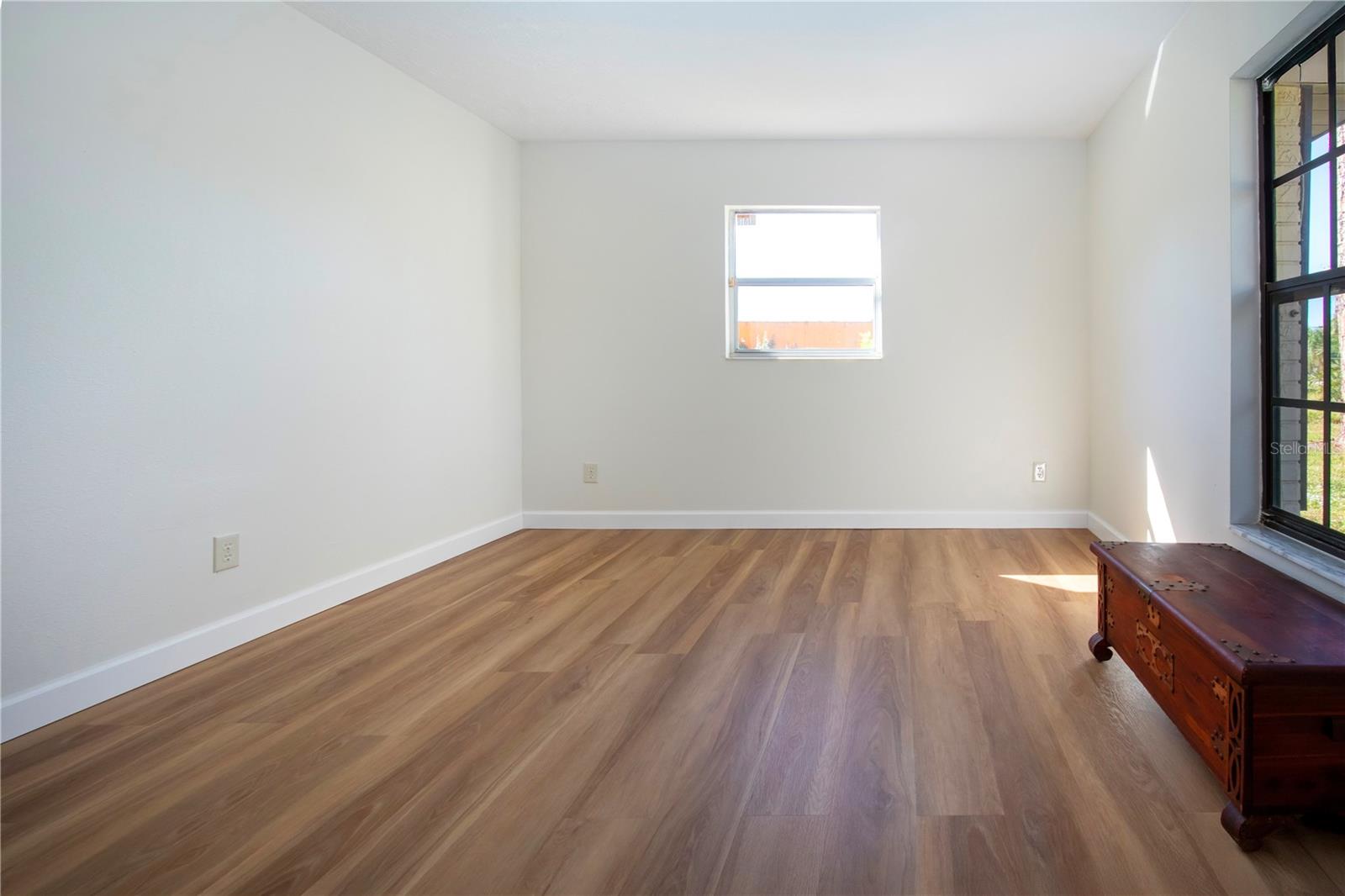 Image 37 of 74 For 602 10th Street Sw