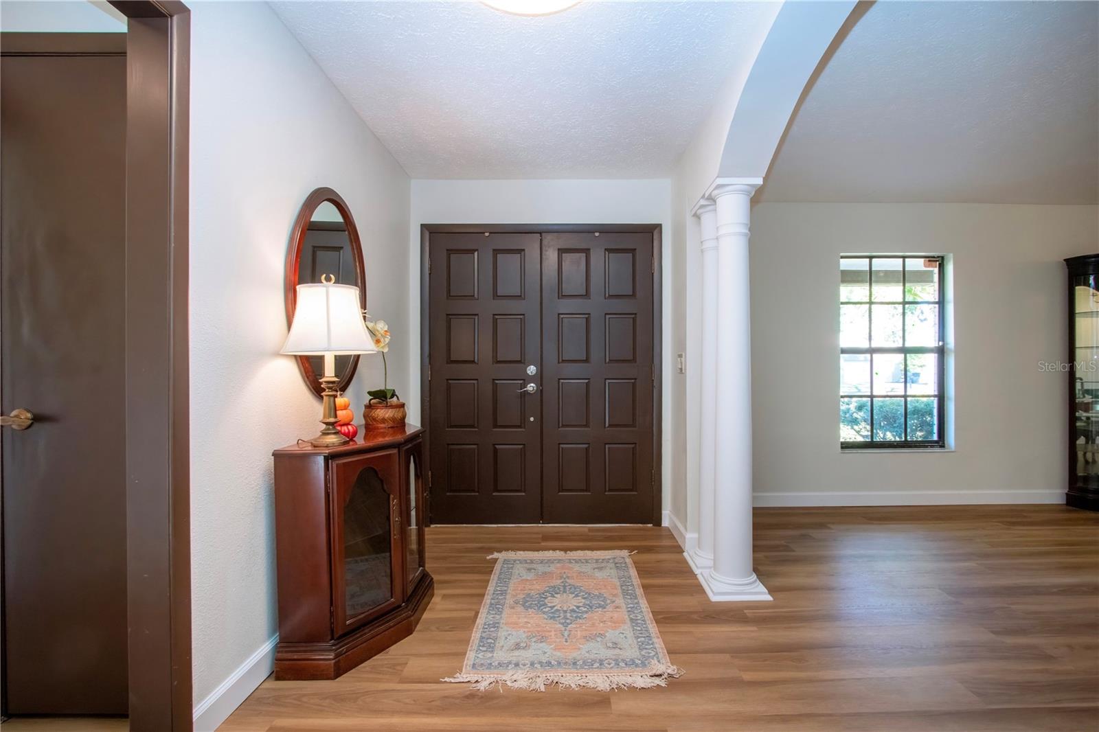 Image 4 of 74 For 602 10th Street Sw