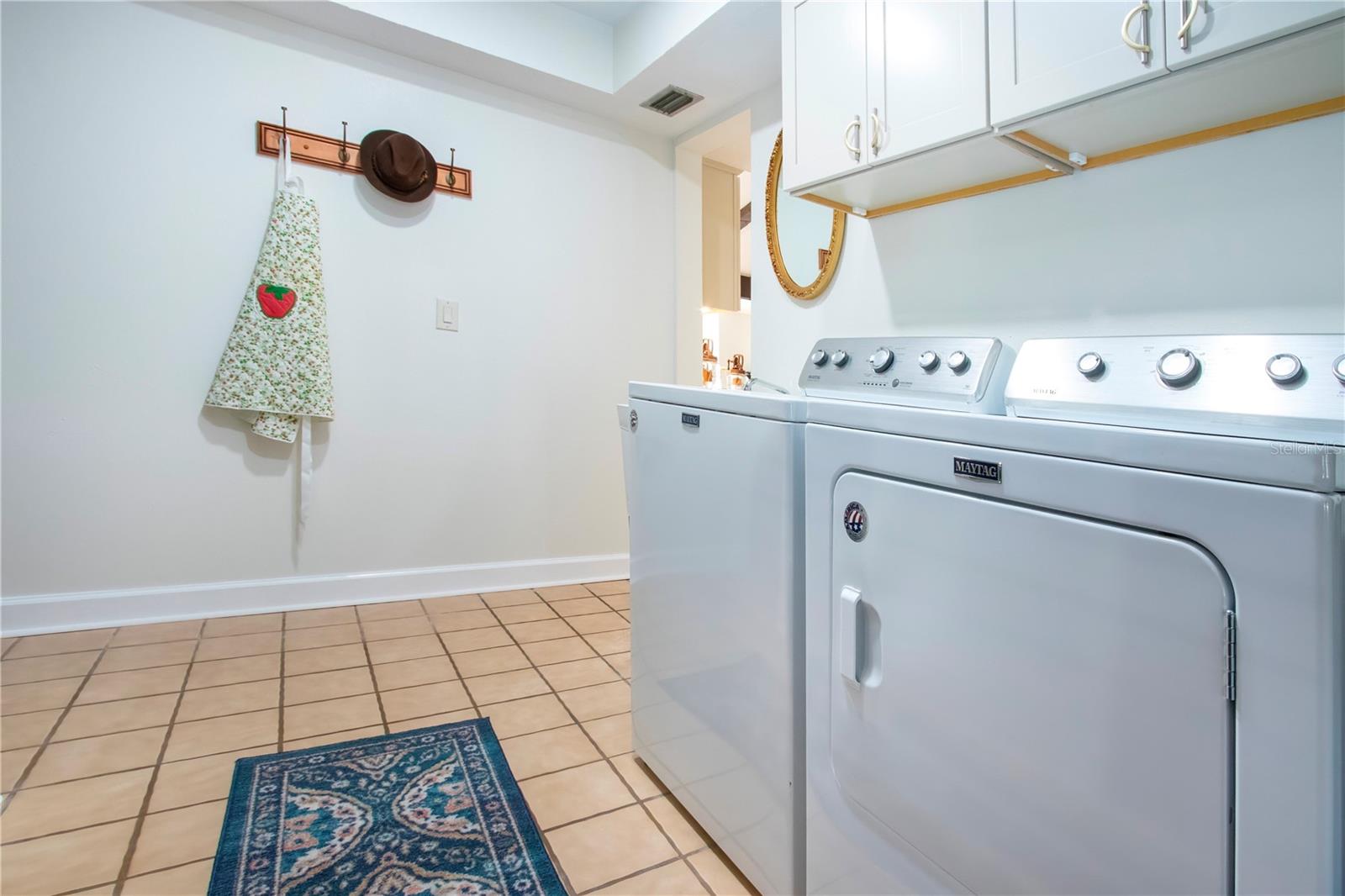 Image 49 of 74 For 602 10th Street Sw