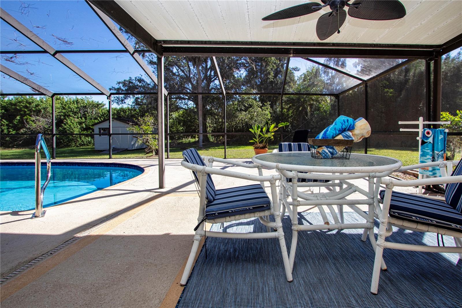 Image 54 of 74 For 602 10th Street Sw