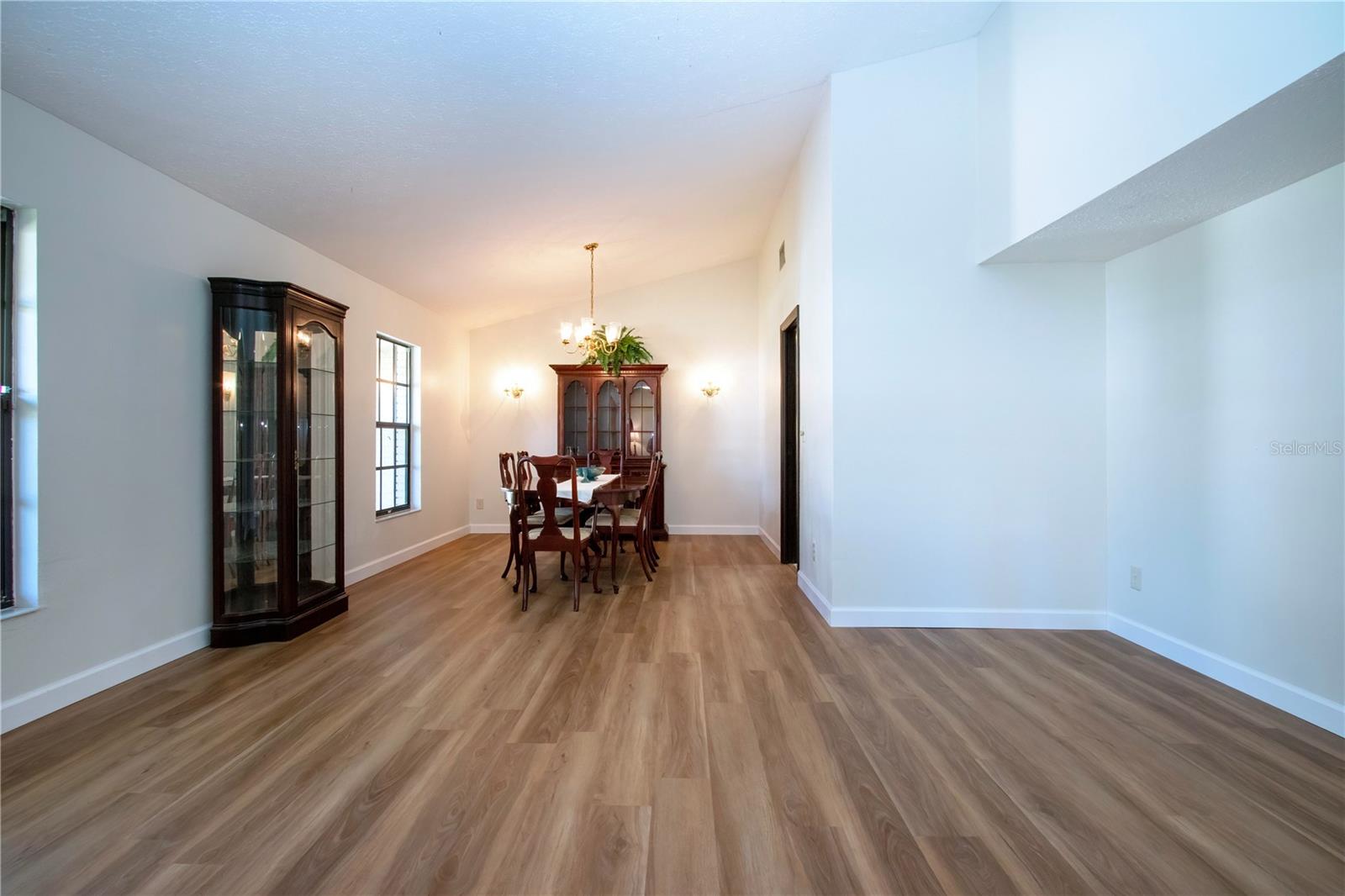 Image 8 of 74 For 602 10th Street Sw