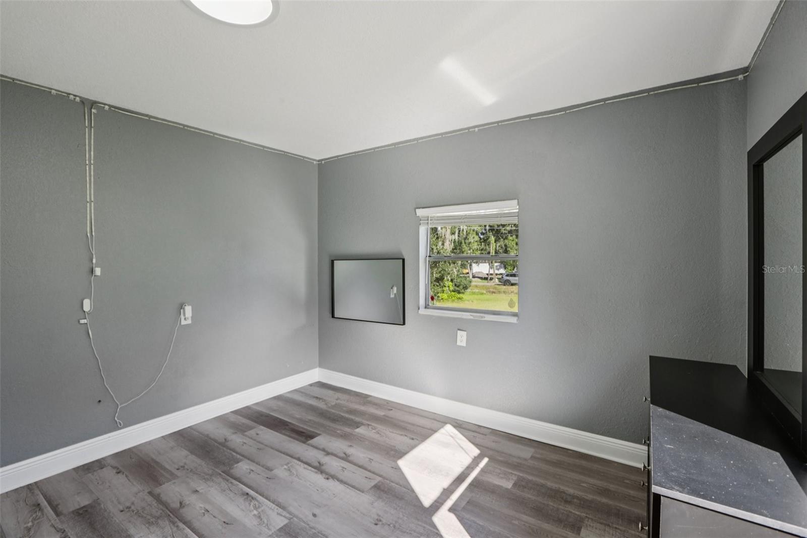 Listing photo id 11 for 5213 Glen Harwell Road