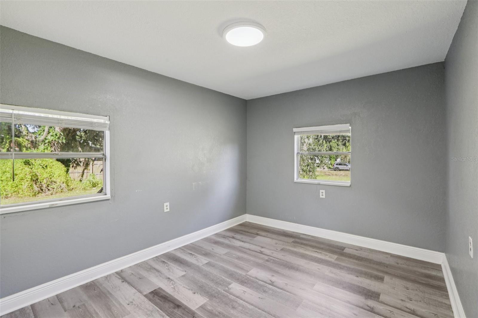 Listing photo id 13 for 5213 Glen Harwell Road