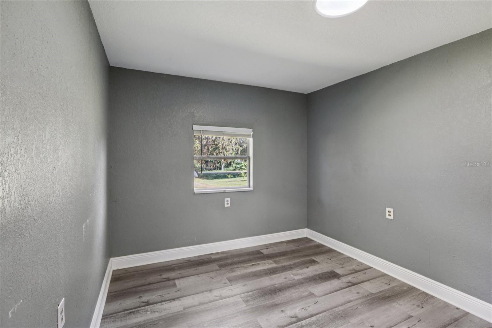 Listing photo id 15 for 5213 Glen Harwell Road