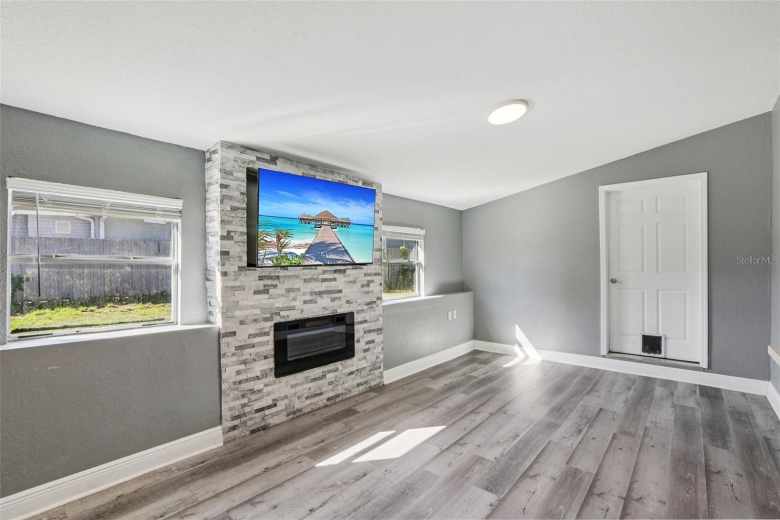 Listing photo id 3 for 5213 Glen Harwell Road