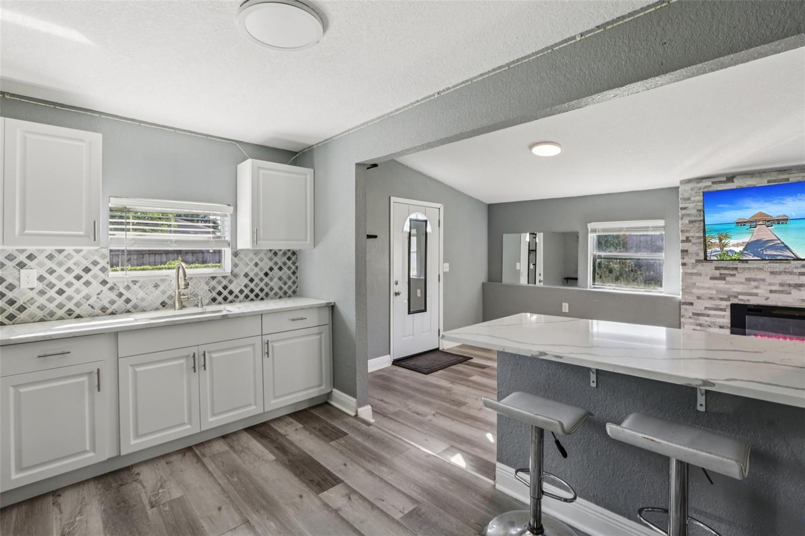 Listing photo id 4 for 5213 Glen Harwell Road