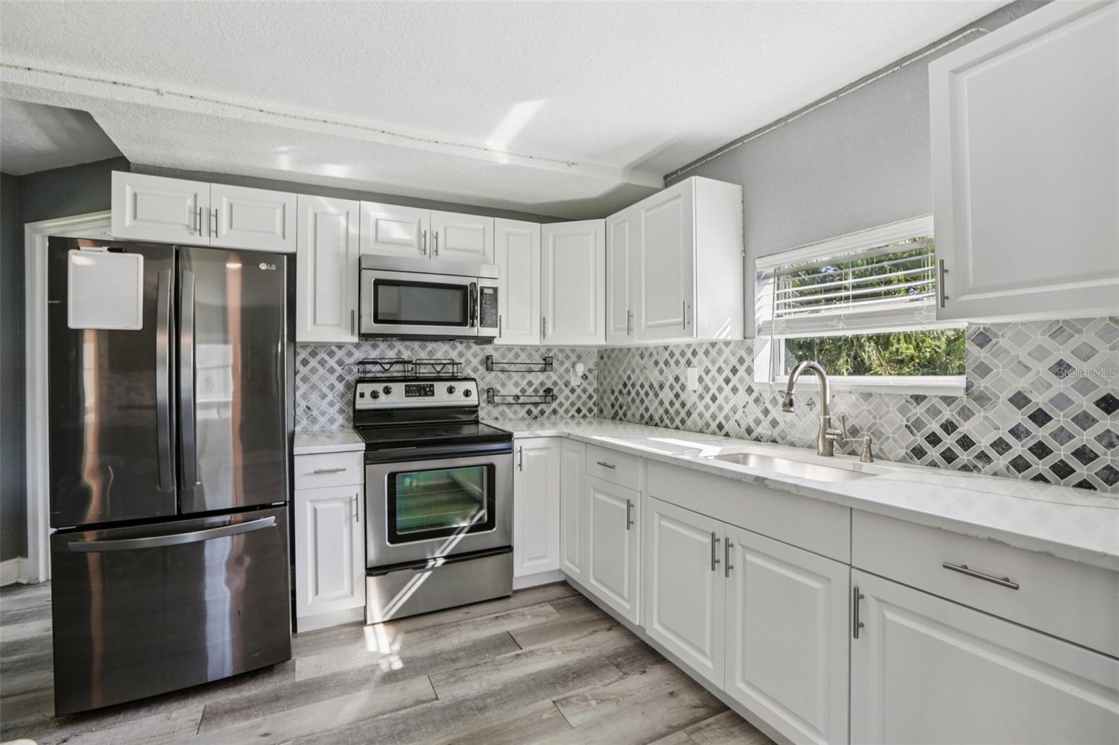 Listing photo id 7 for 5213 Glen Harwell Road