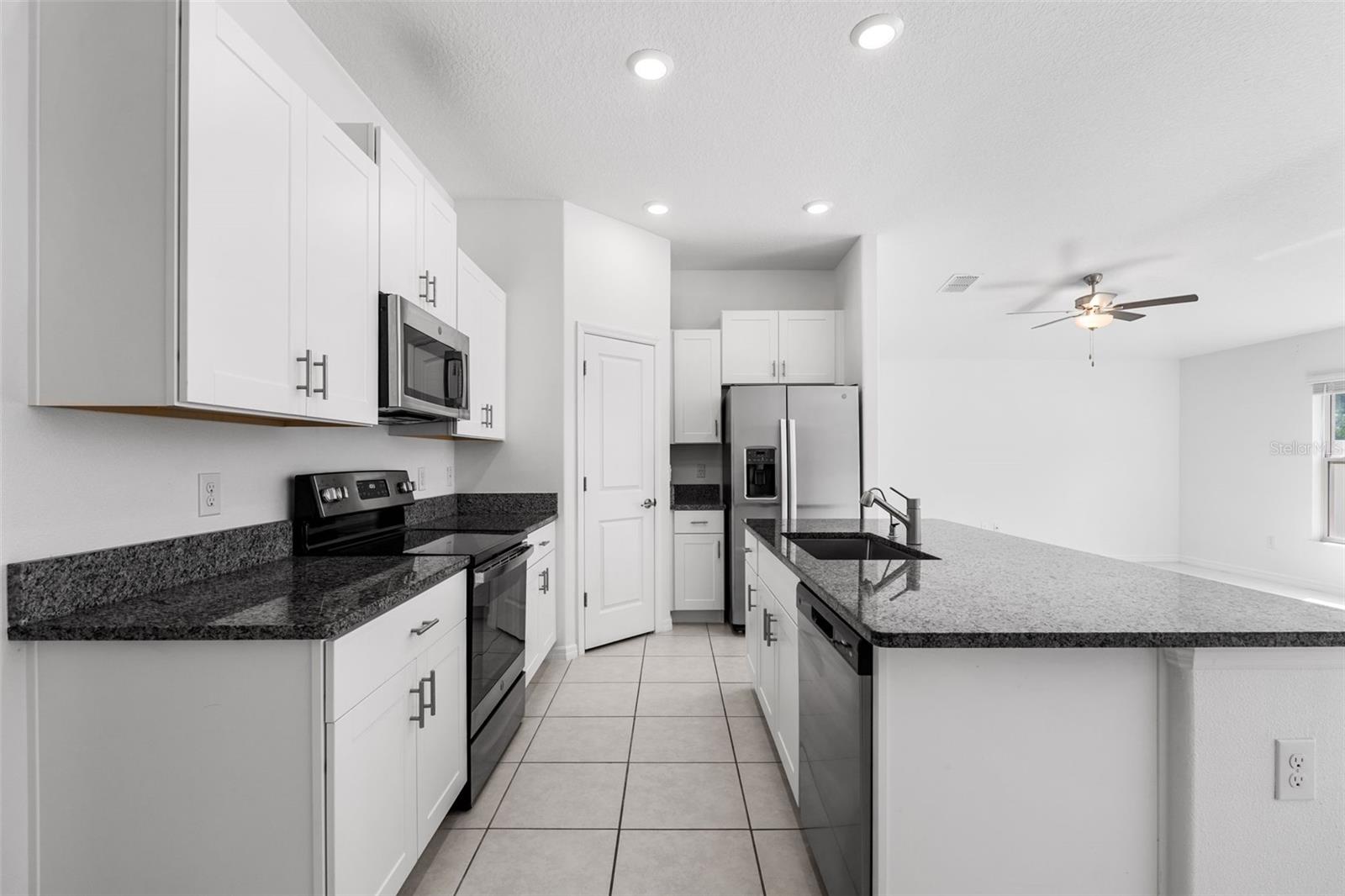 Image 15 of 63 For 5524 Blue Azure Drive