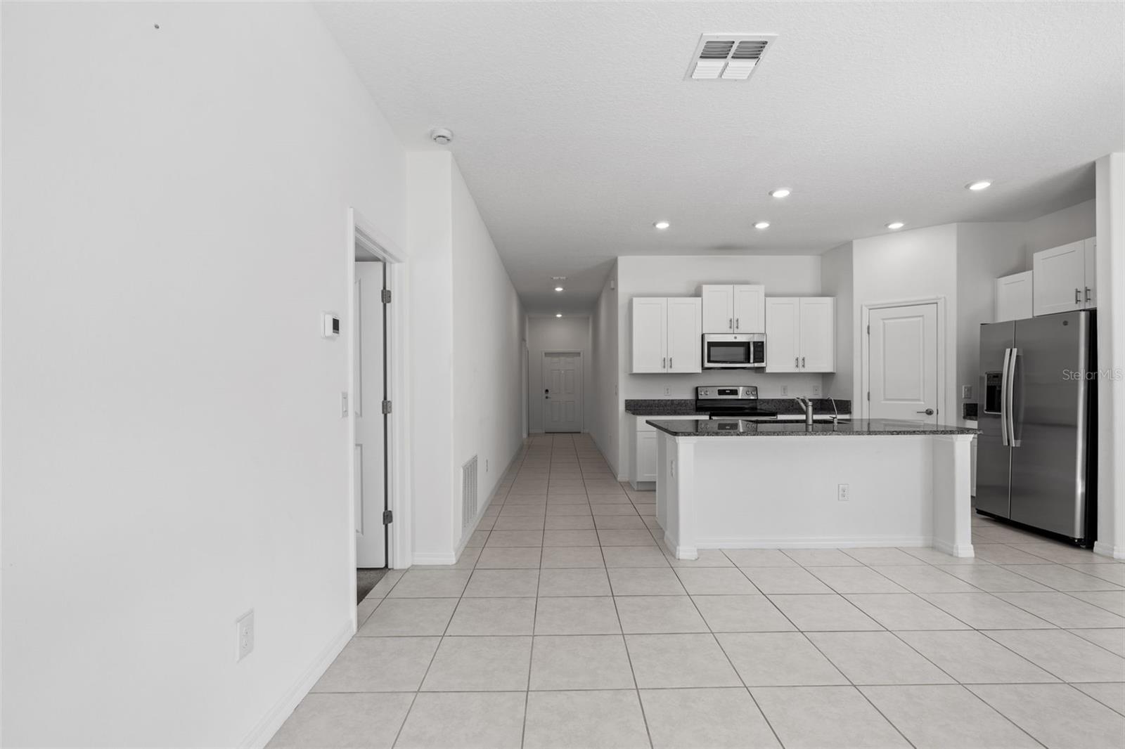 Image 22 of 63 For 5524 Blue Azure Drive