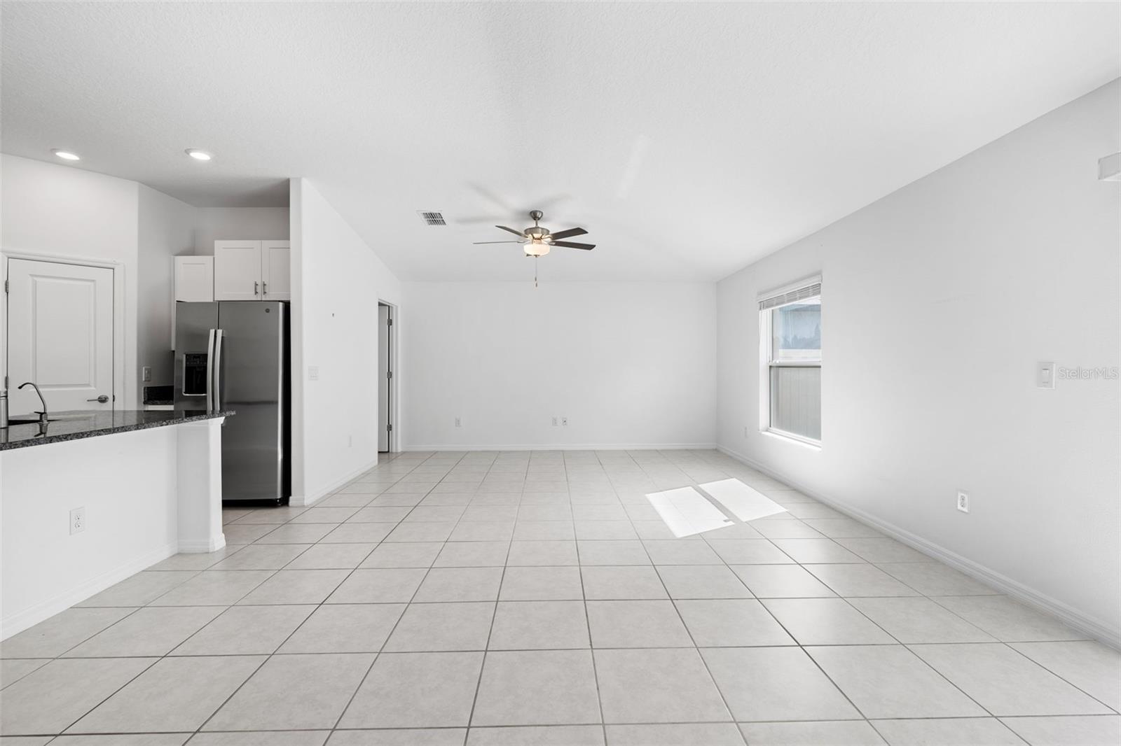 Image 24 of 63 For 5524 Blue Azure Drive